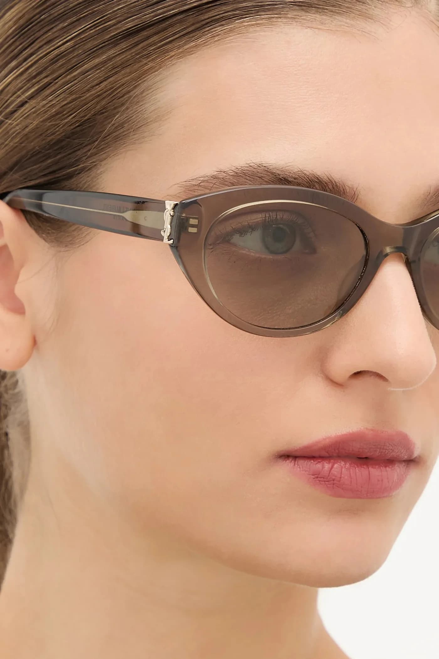 Солнцезащитные очки - фото 7