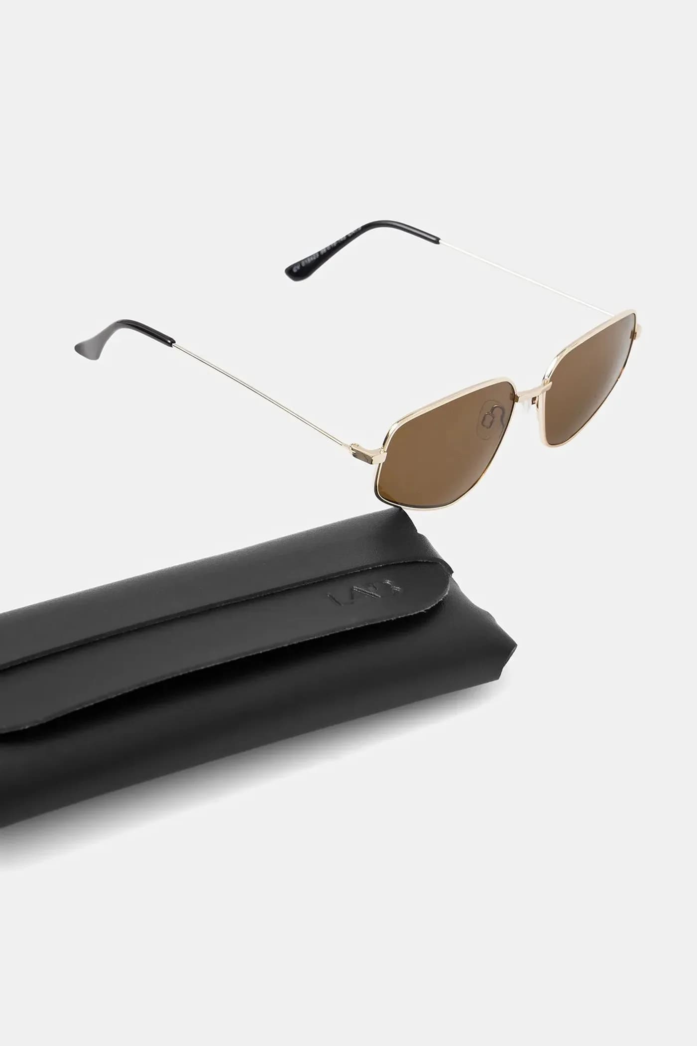 Солнцезащитные очки - фото 3