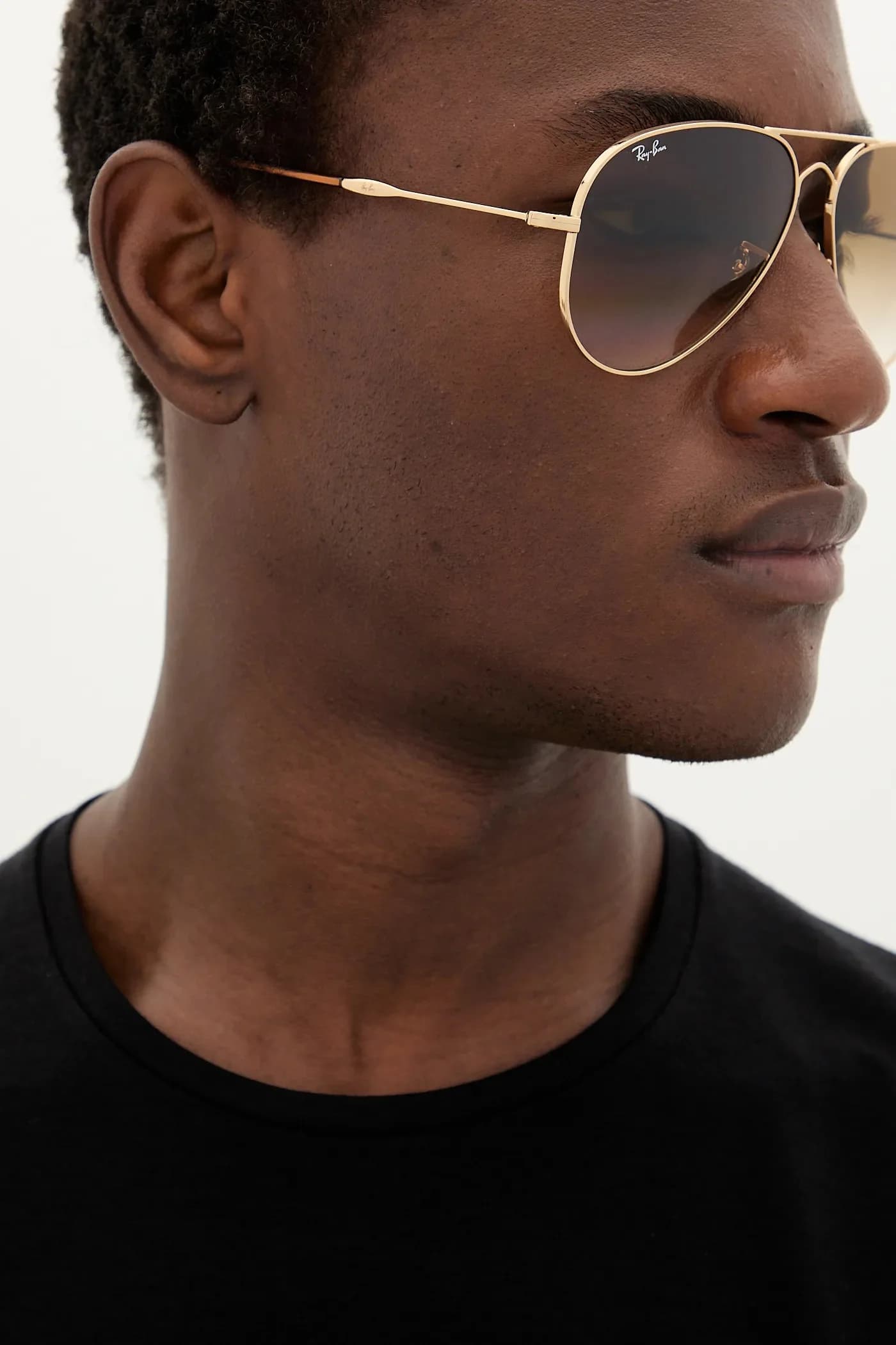 Солнцезащитные очки - фото 9