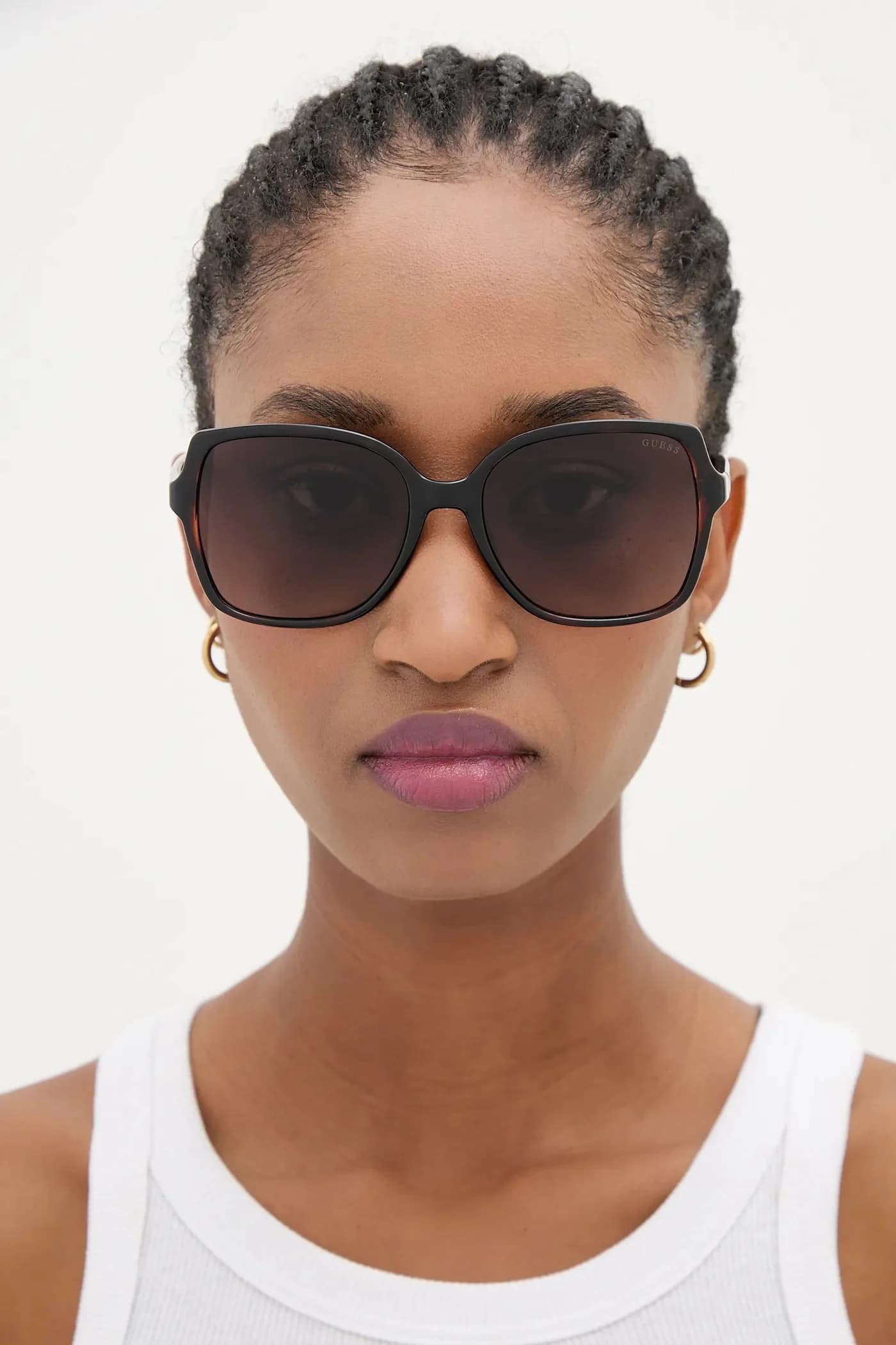 Солнцезащитные очки - фото 9