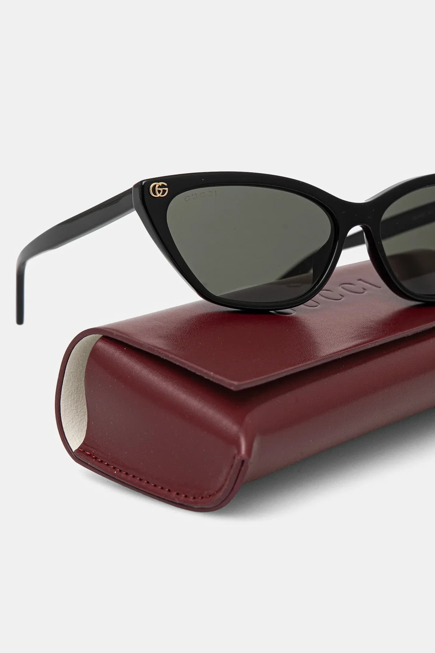 Солнцезащитные очки - фото 3