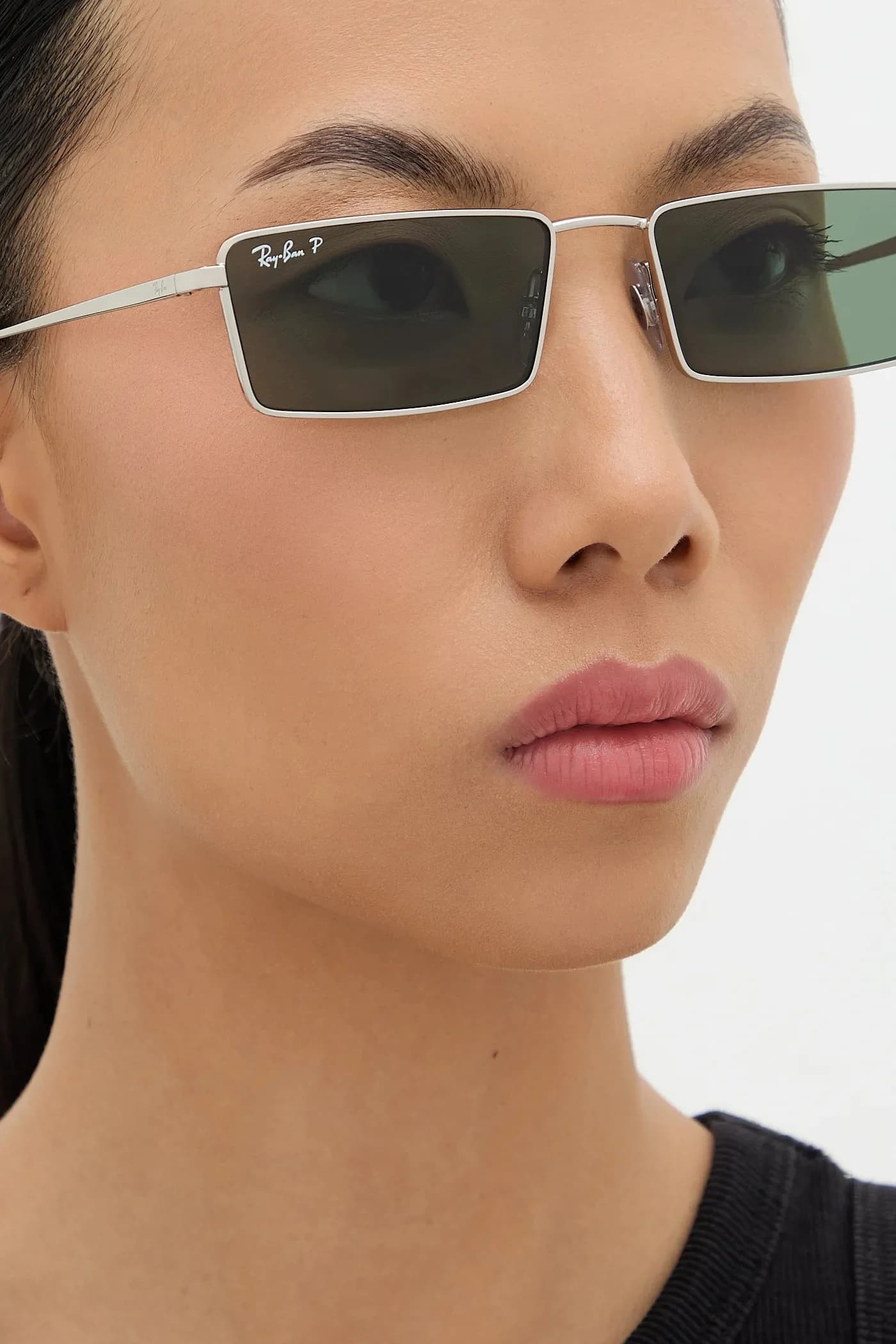 Солнцезащитные очки - фото 11