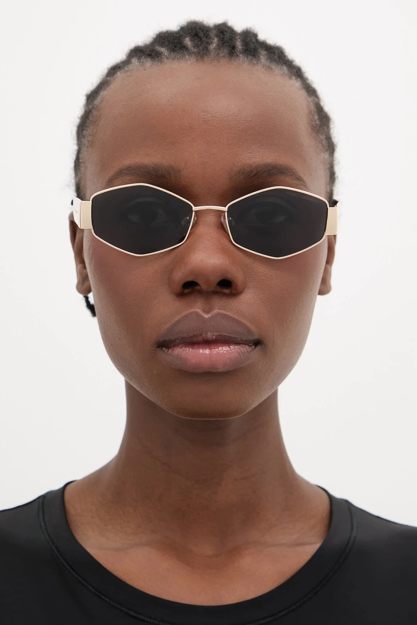 Солнцезащитные очки - фото 6