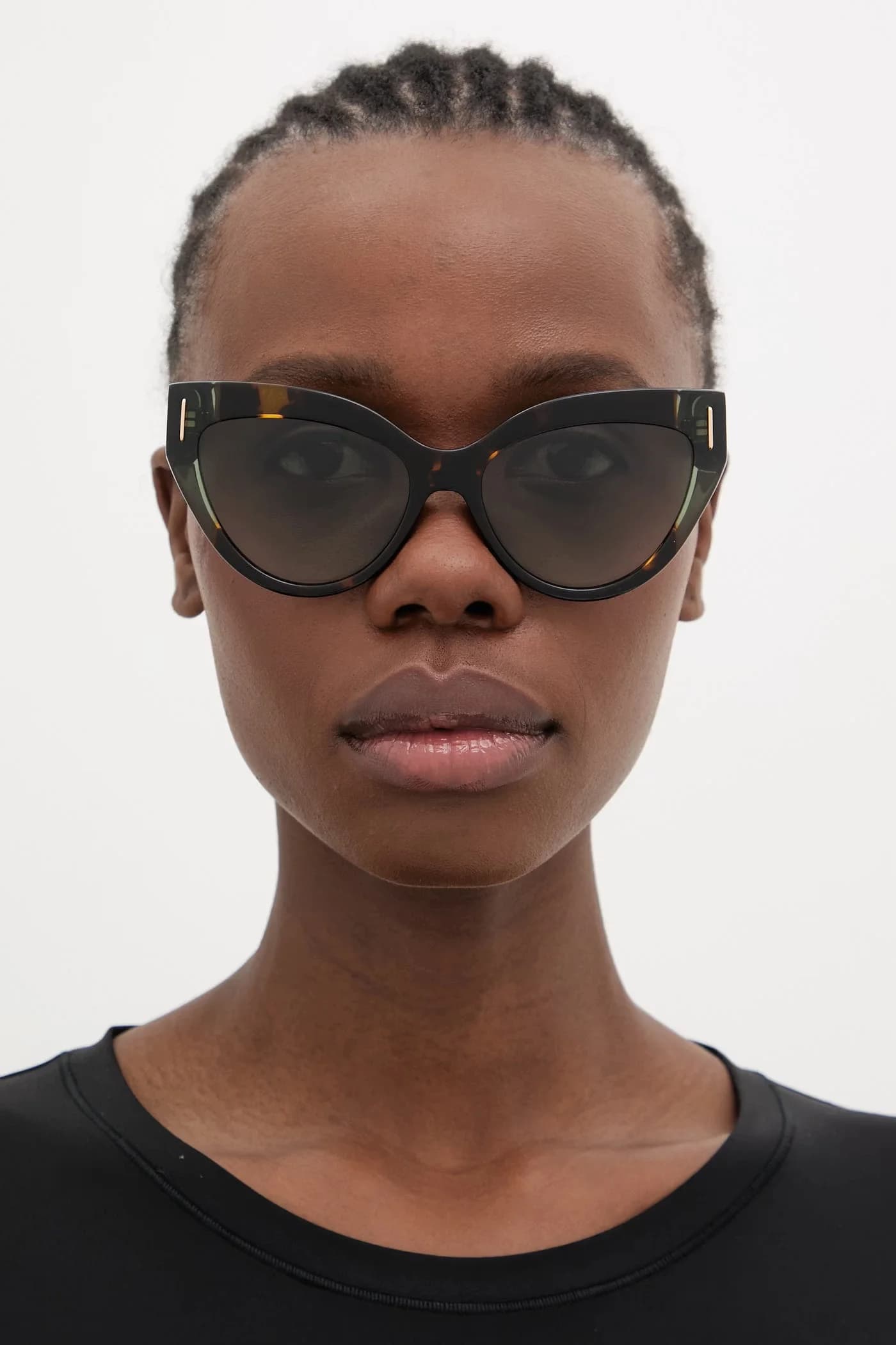 Солнцезащитные очки - фото 6