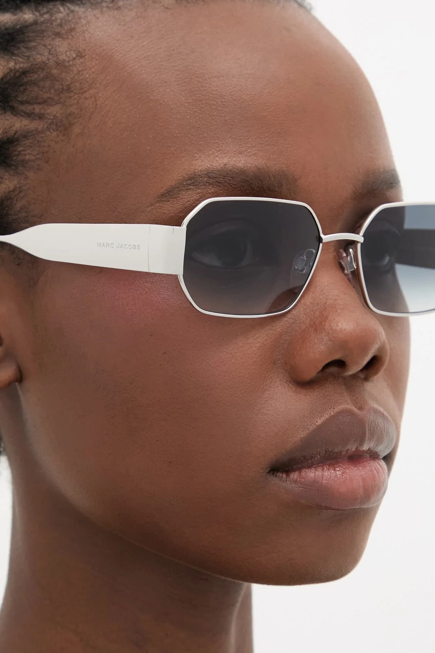 Солнцезащитные очки - фото 7