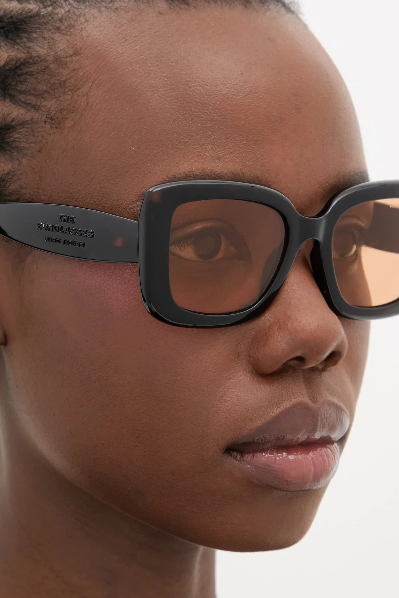 Солнцезащитные очки - фото 7