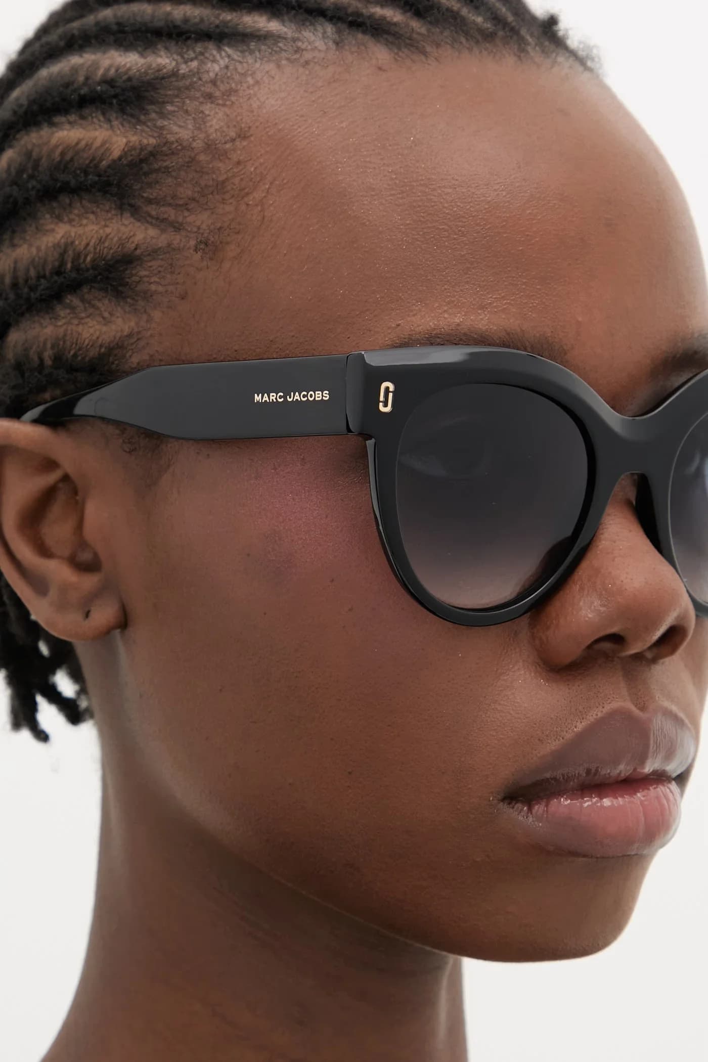 Солнцезащитные очки - фото 8