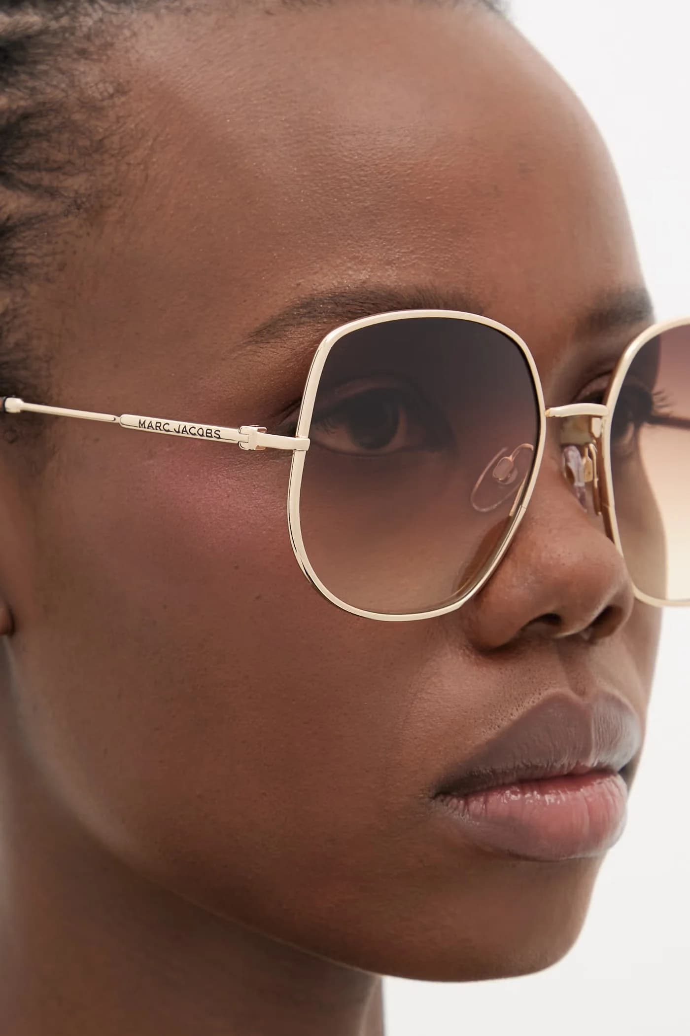 Солнцезащитные очки - фото 7