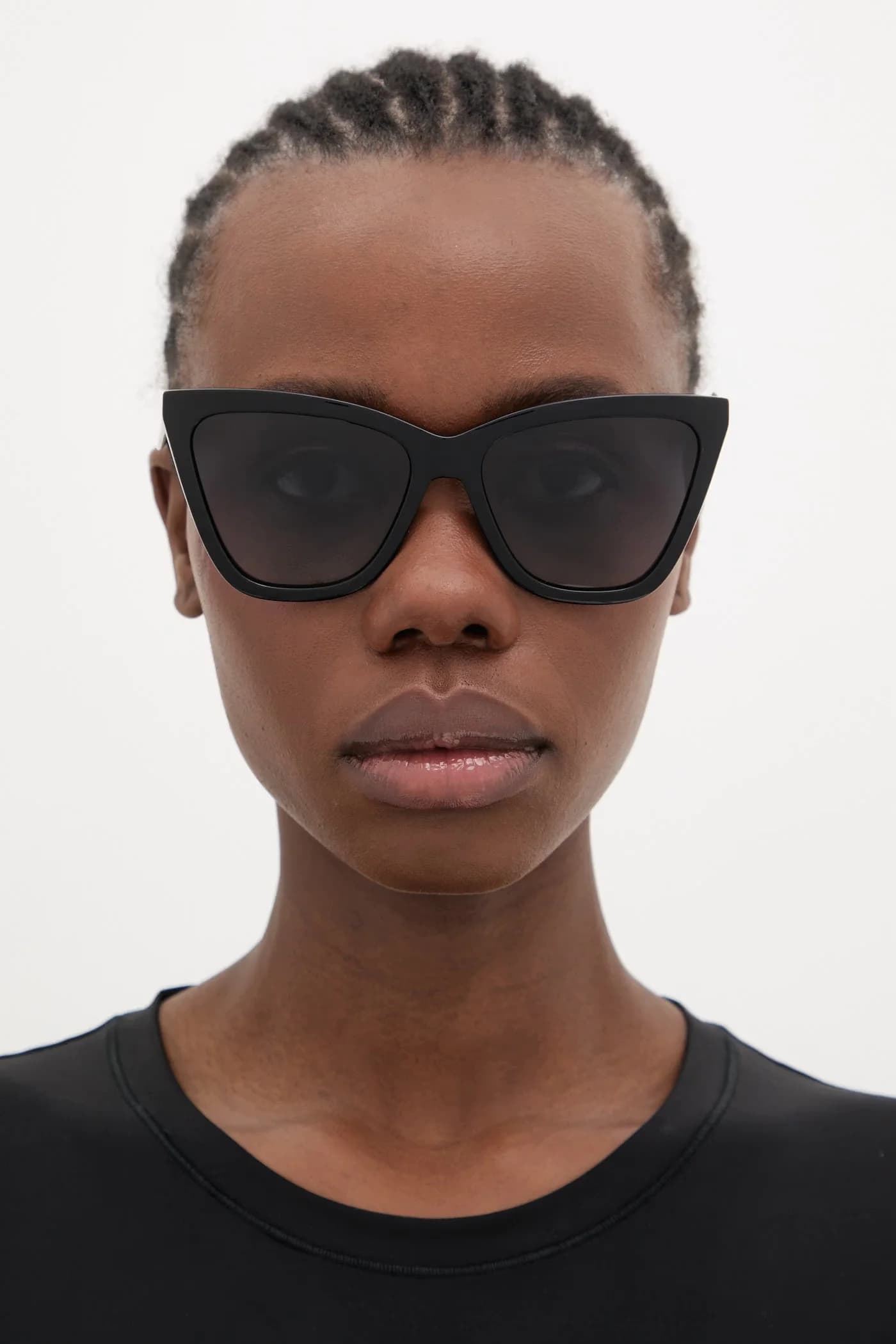 Солнцезащитные очки - фото 7