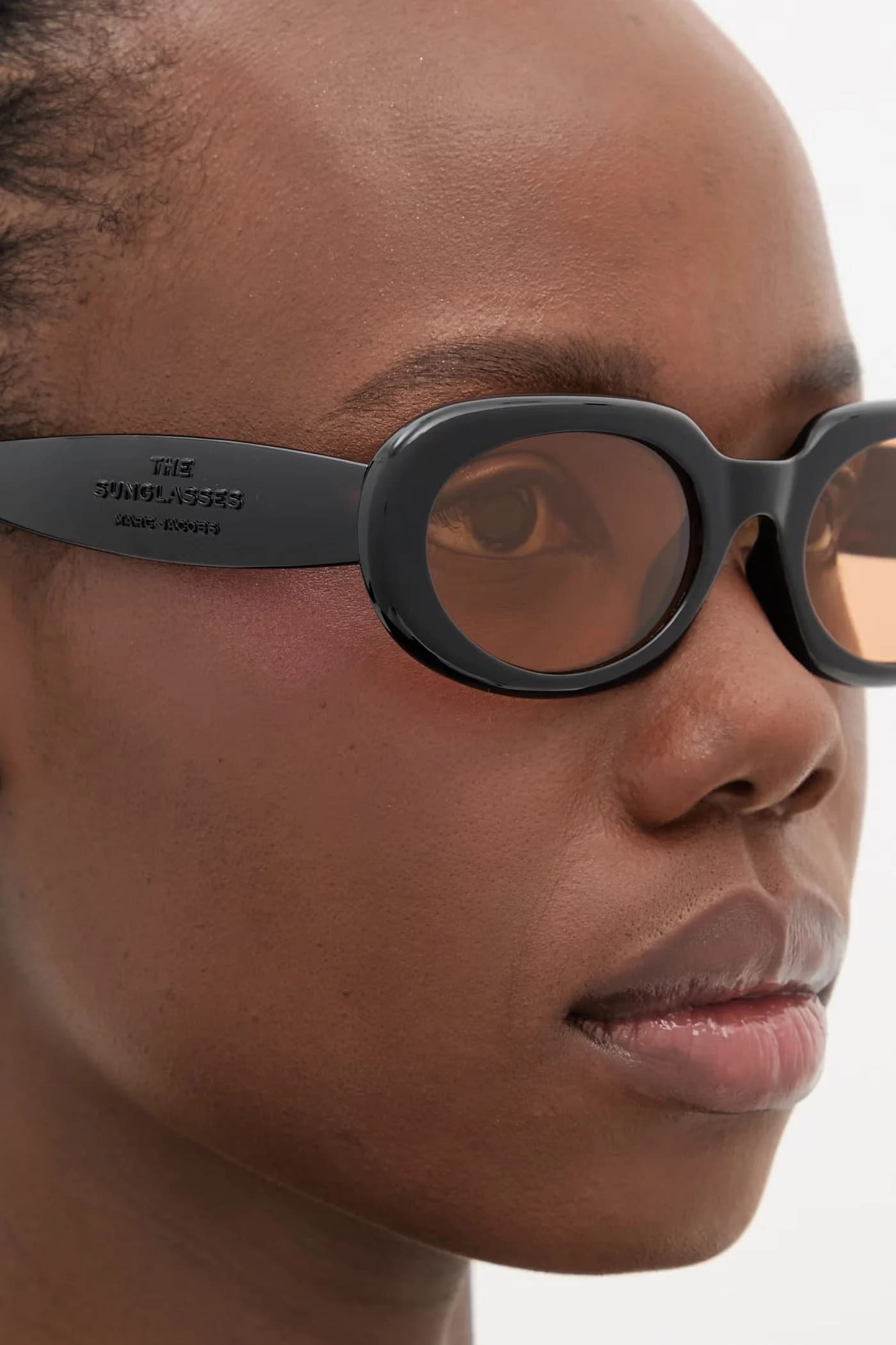 Солнцезащитные очки - фото 7