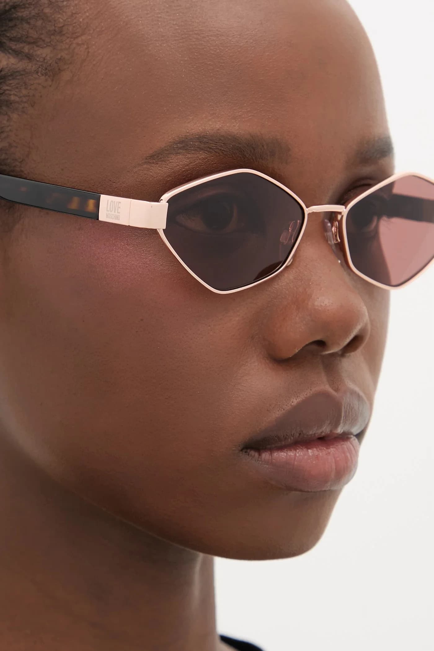 Солнцезащитные очки - фото 7