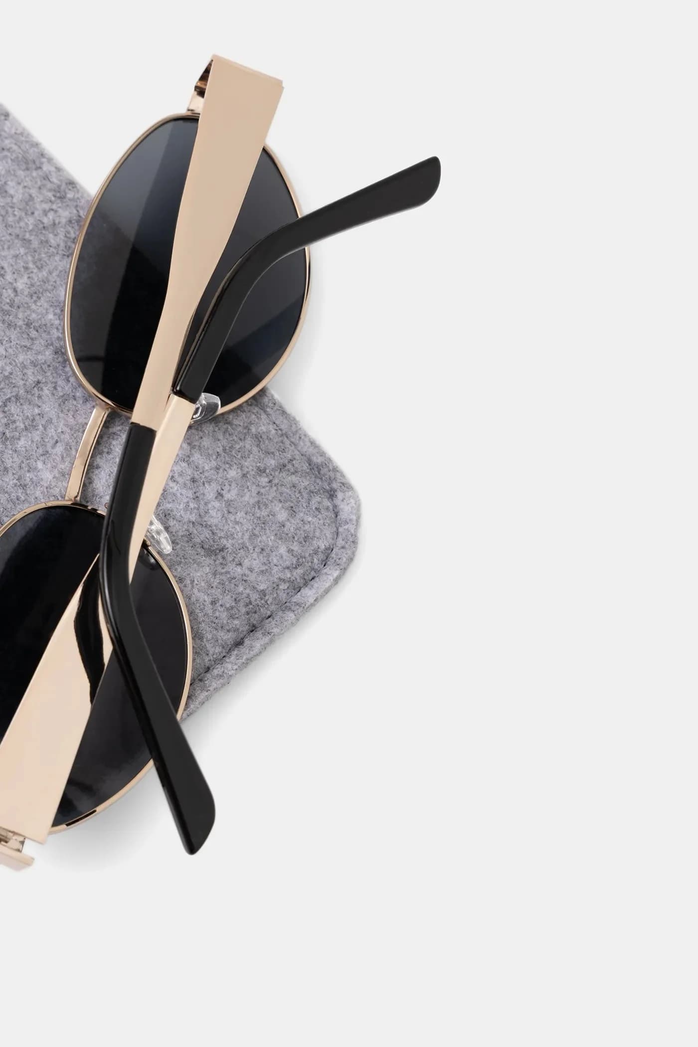 Женские солнцезащитные очки - фото 4