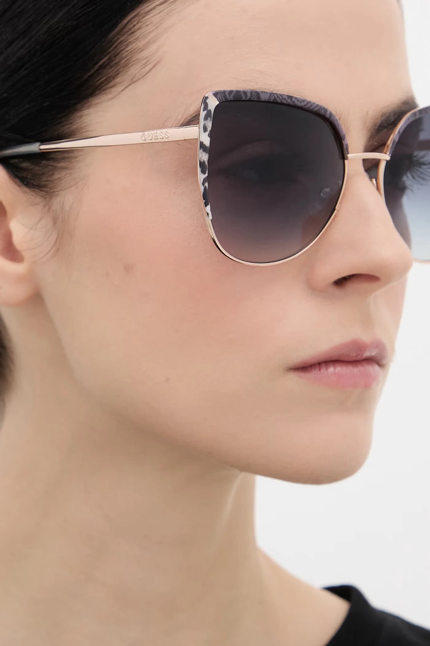 Солнцезащитные очки - фото 10