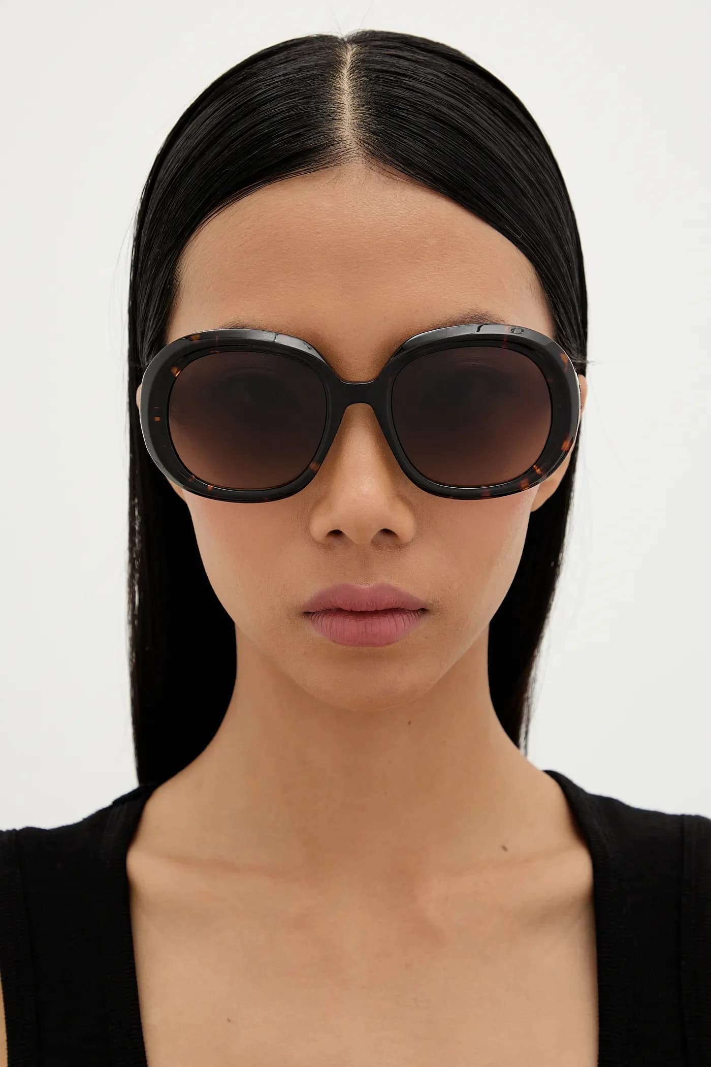 Солнцезащитные очки - фото 6