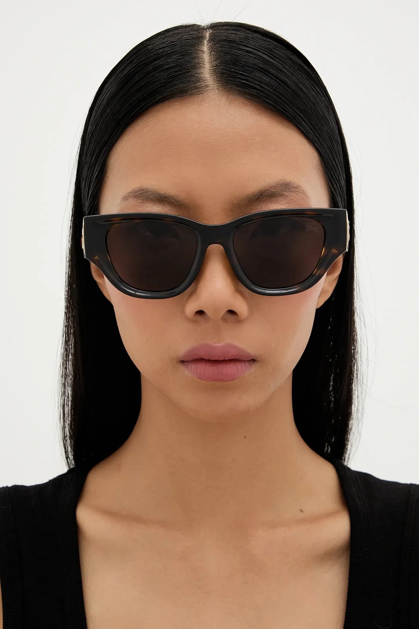 Солнцезащитные очки - фото 6