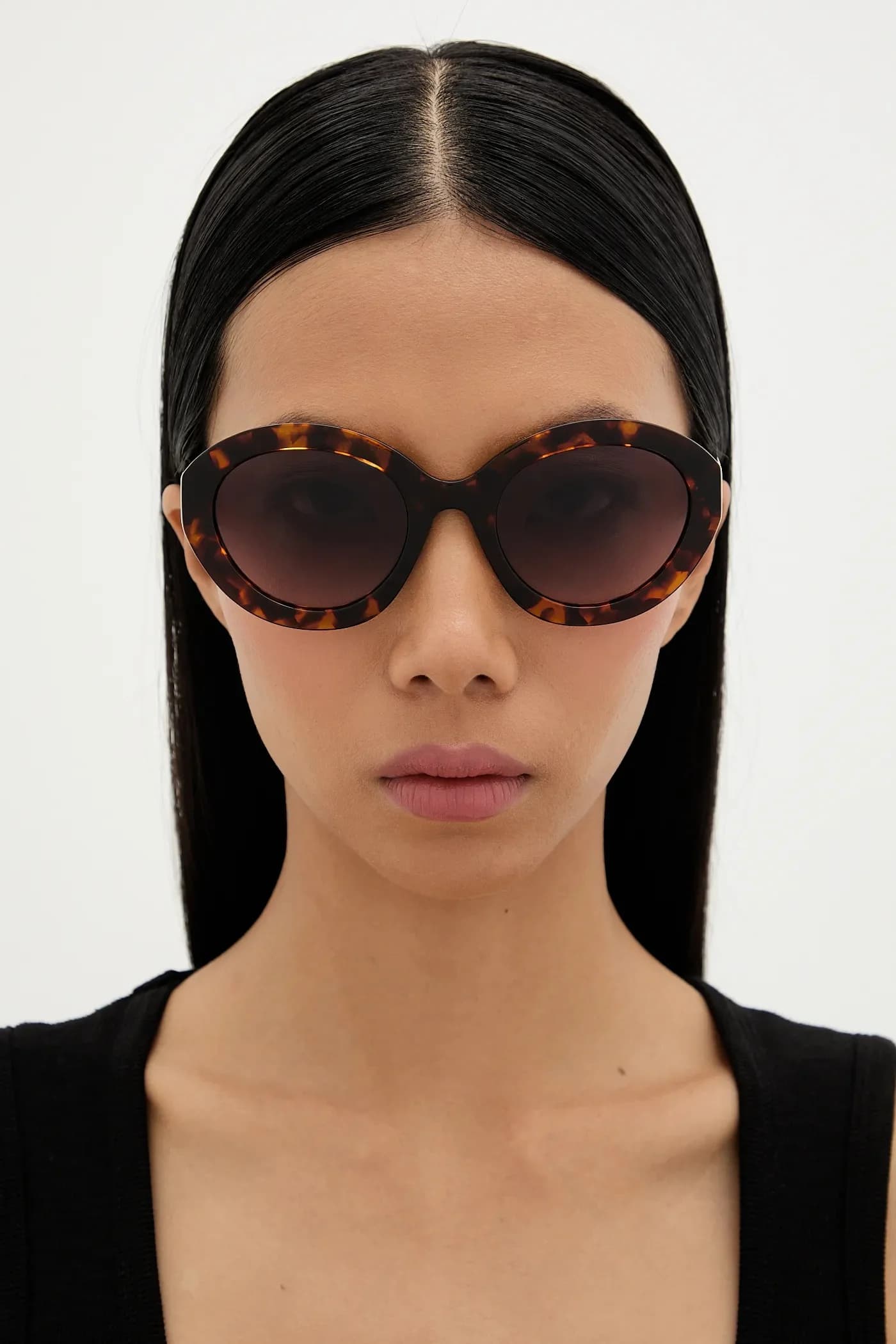 Солнцезащитные очки - фото 6