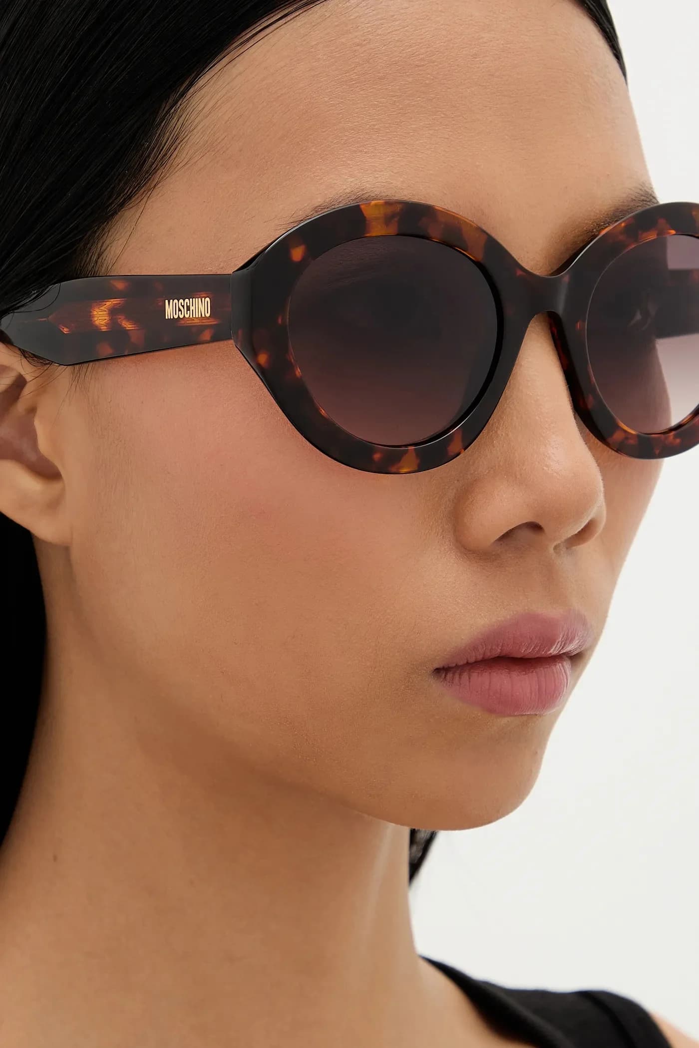 Солнцезащитные очки - фото 7