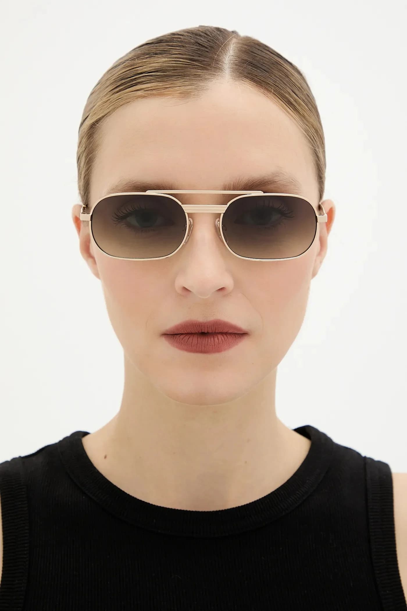 Солнцезащитные очки - фото 6