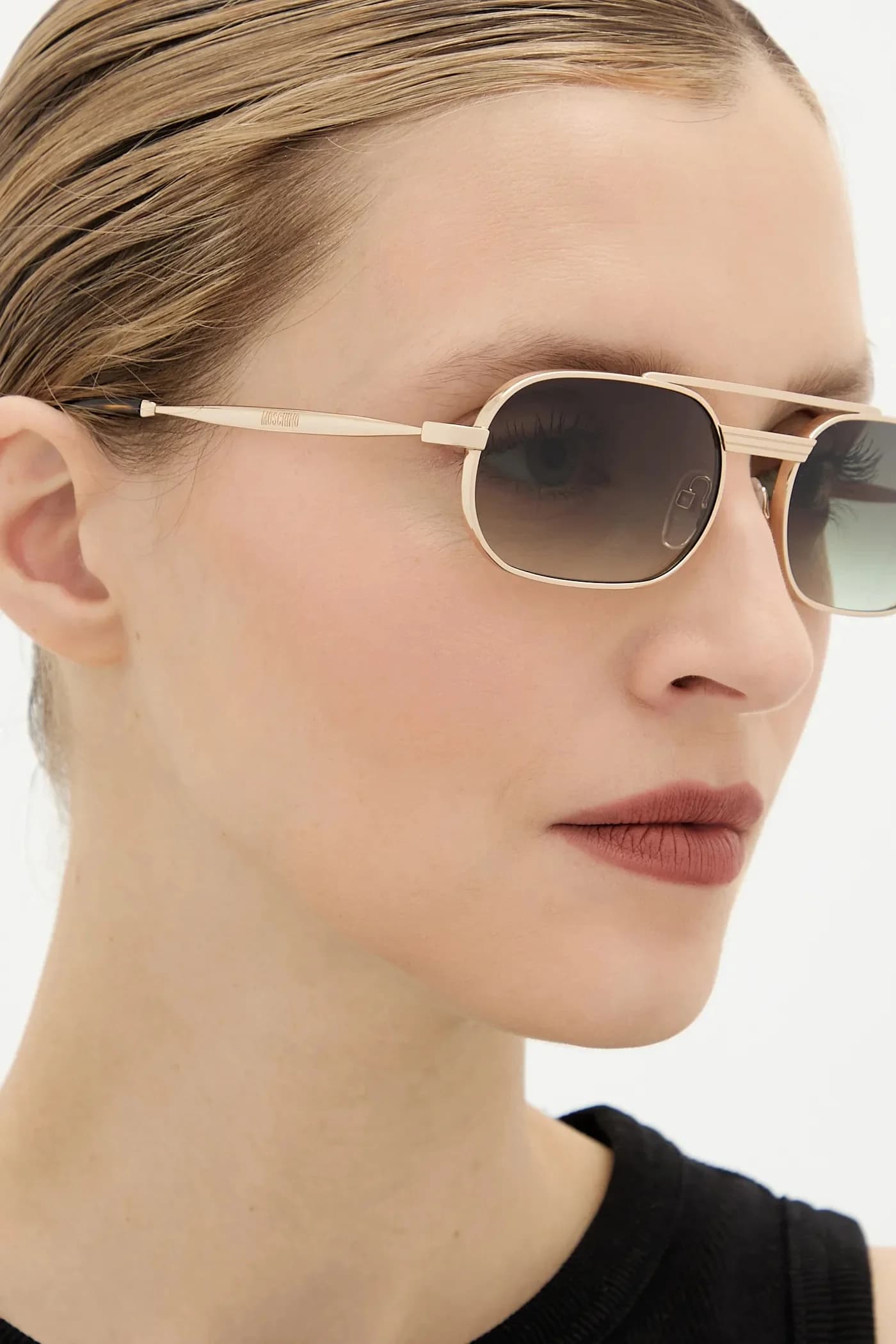 Солнцезащитные очки - фото 7