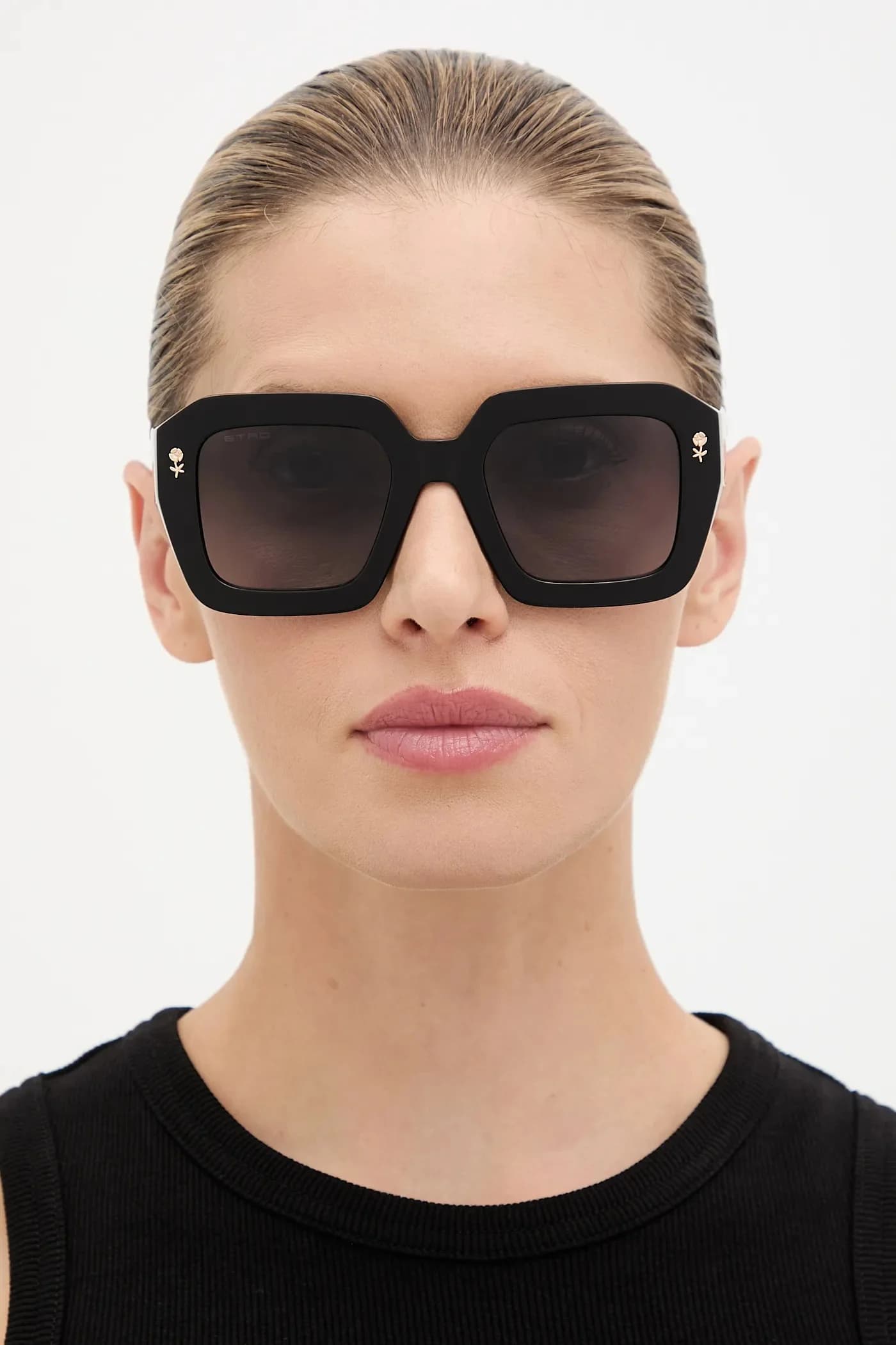 Солнцезащитные очки - фото 7