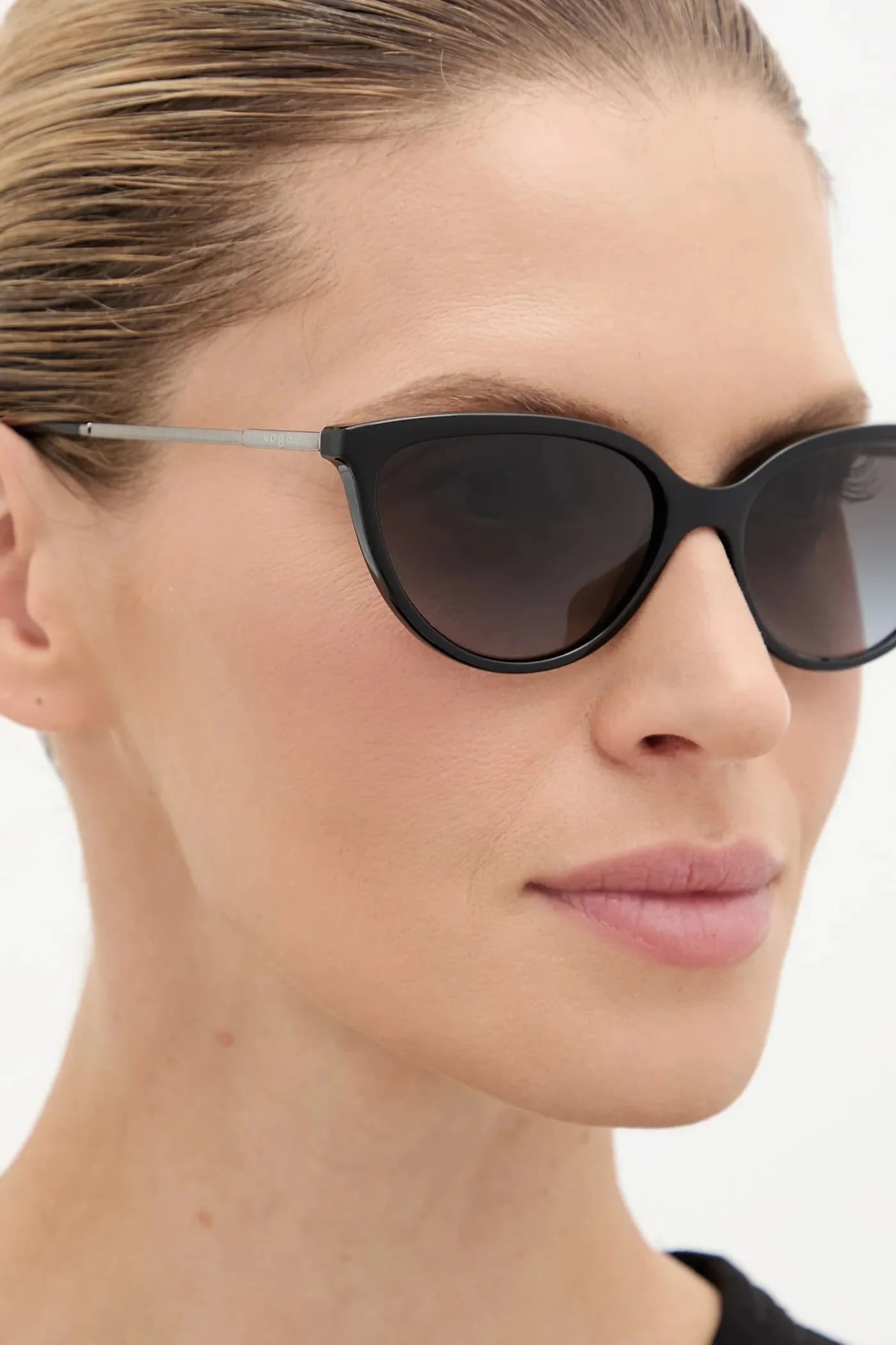 Солнцезащитные очки - фото 8