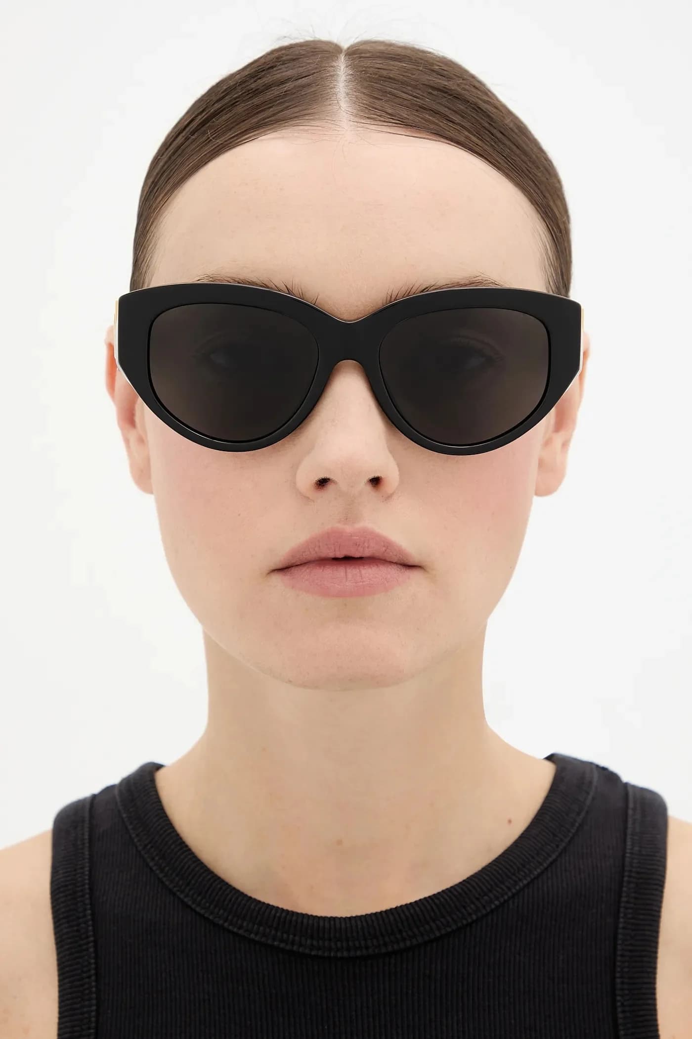 Солнцезащитные очки - фото 7