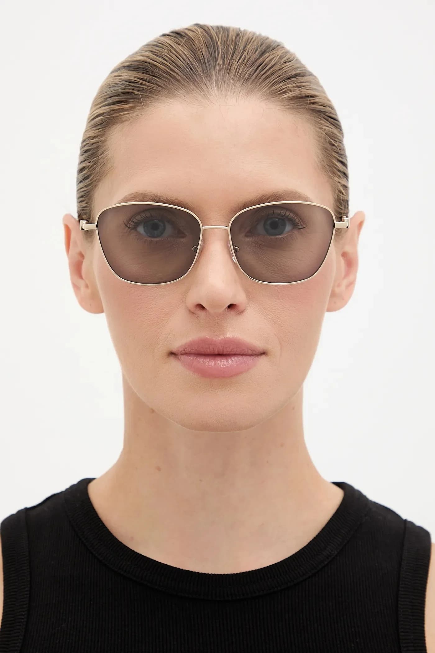 Солнцезащитные очки - фото 7