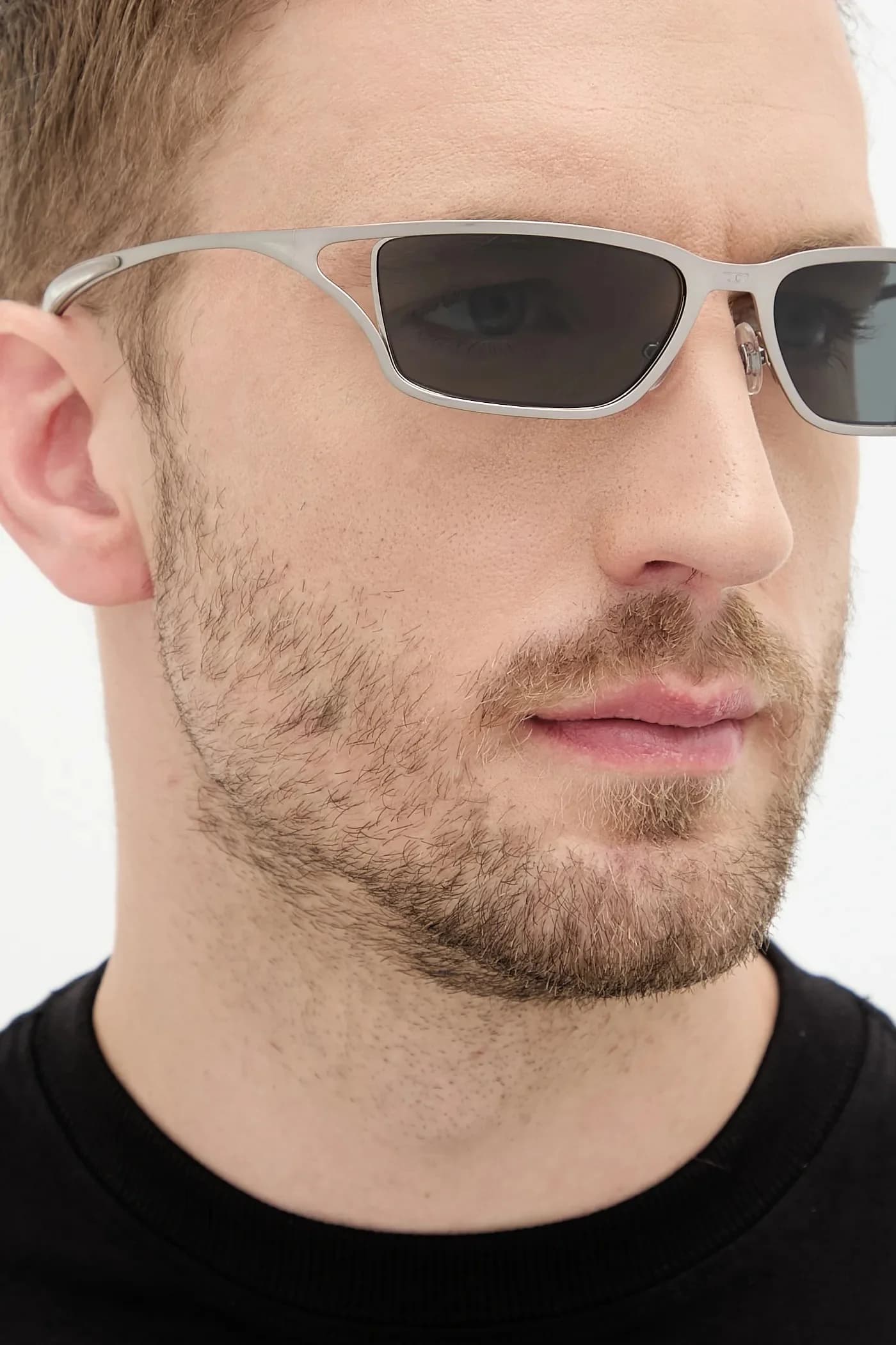 Солнцезащитные очки - фото 5