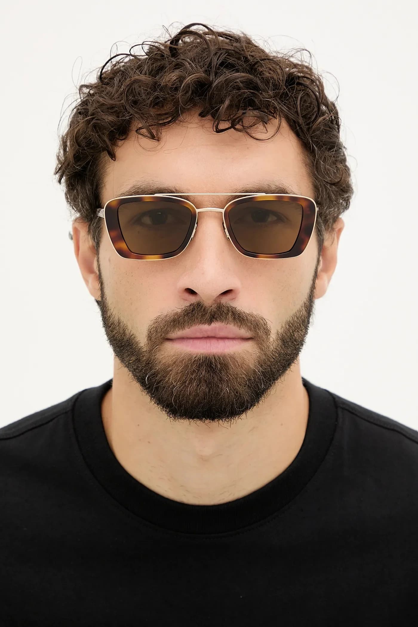 Солнцезащитные очки - фото 6