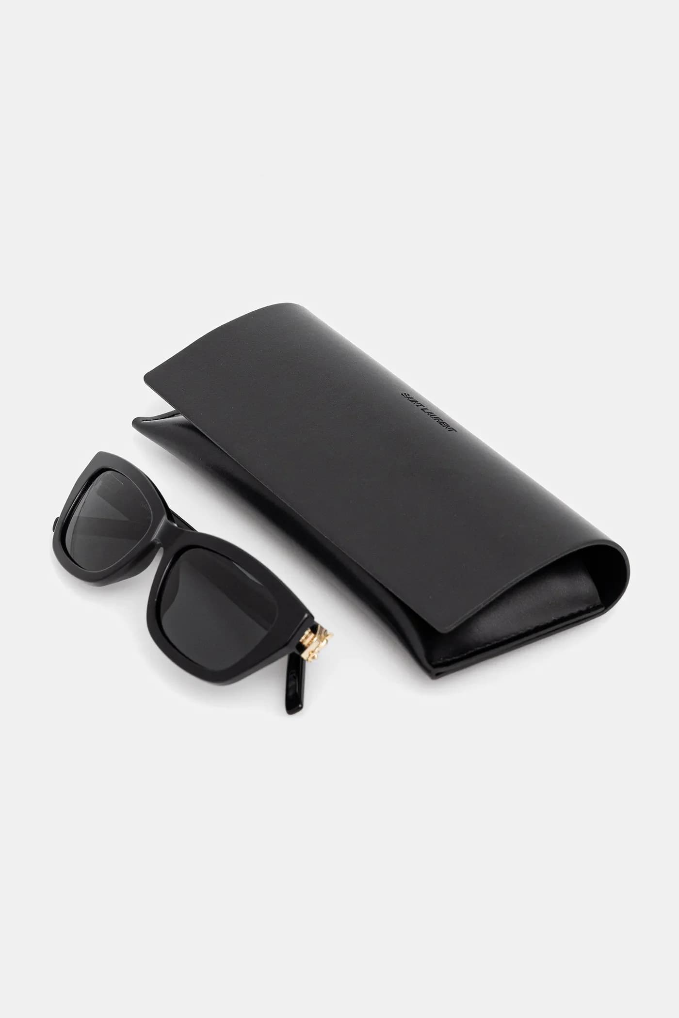 Солнцезащитные очки - фото 4