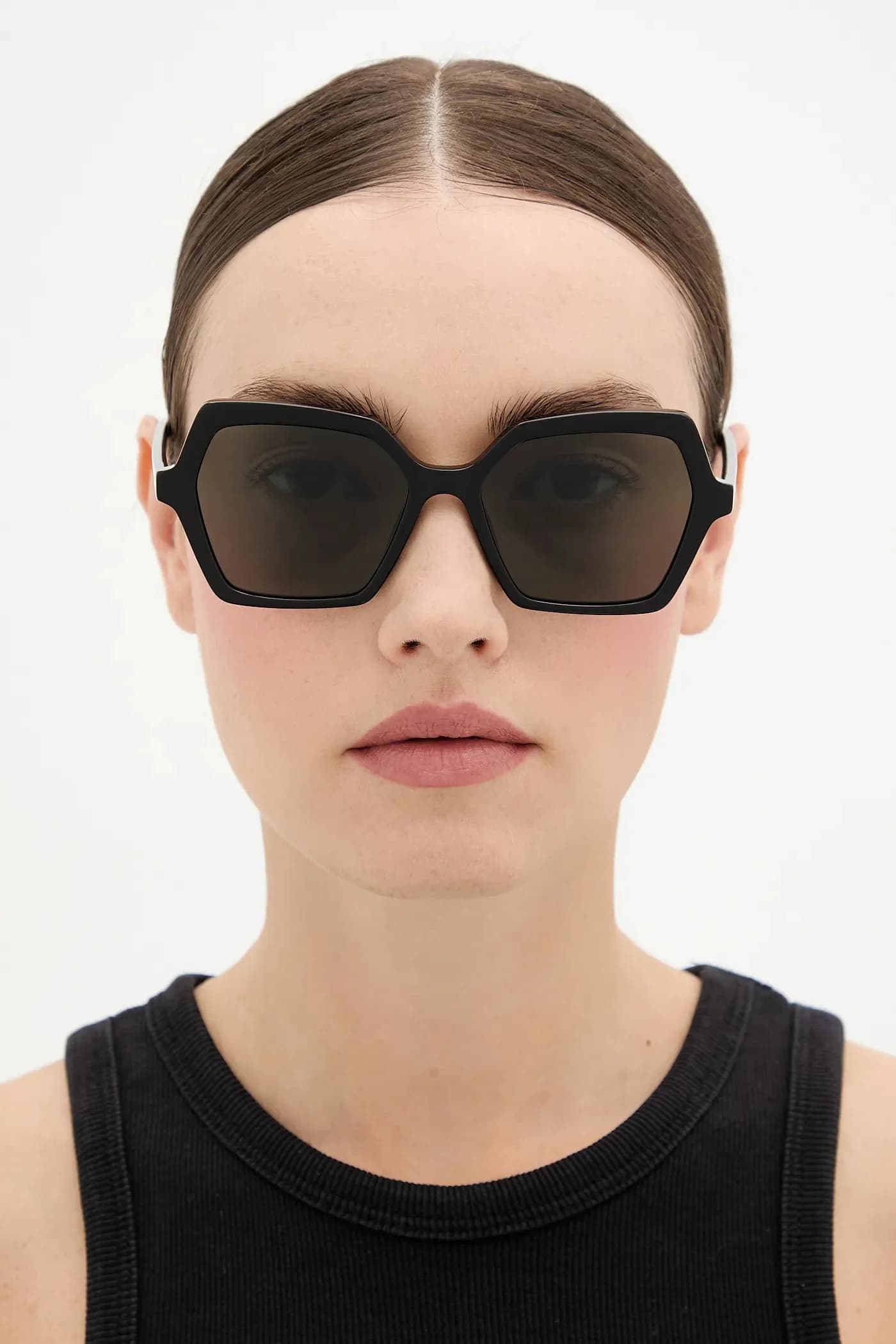 Солнцезащитные очки - фото 6