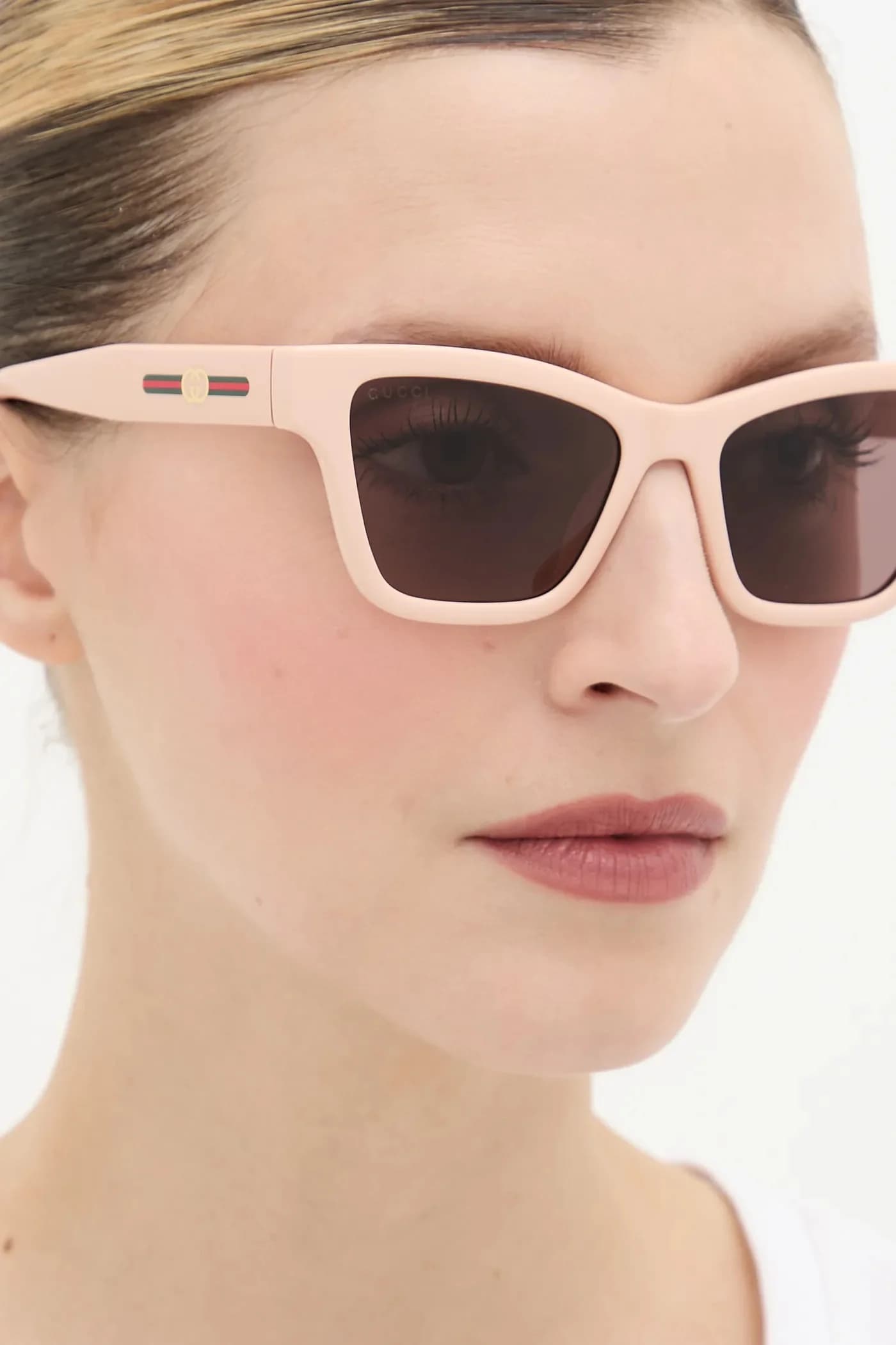 Солнцезащитные очки - фото 6