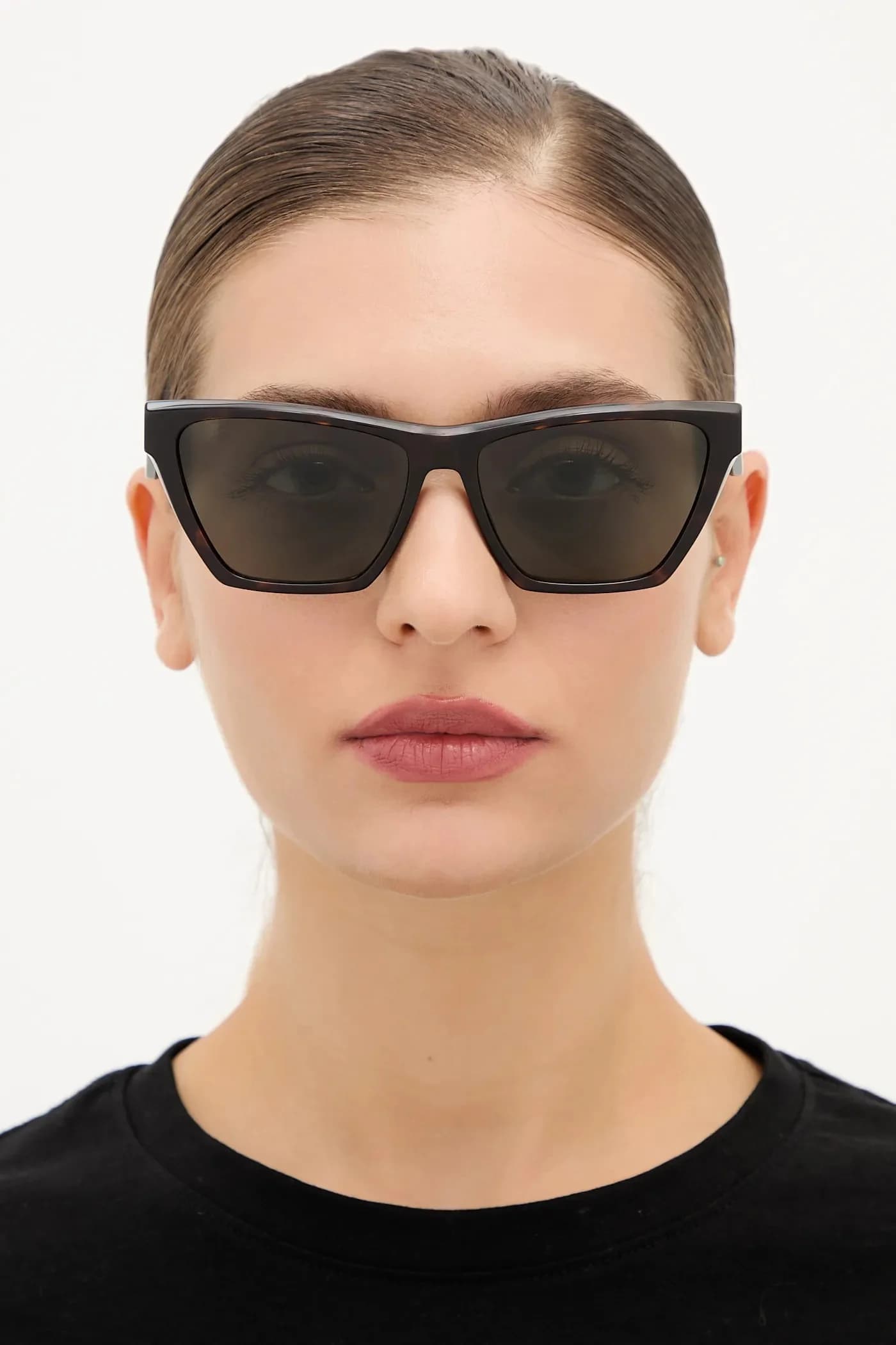 Солнцезащитные очки - фото 7