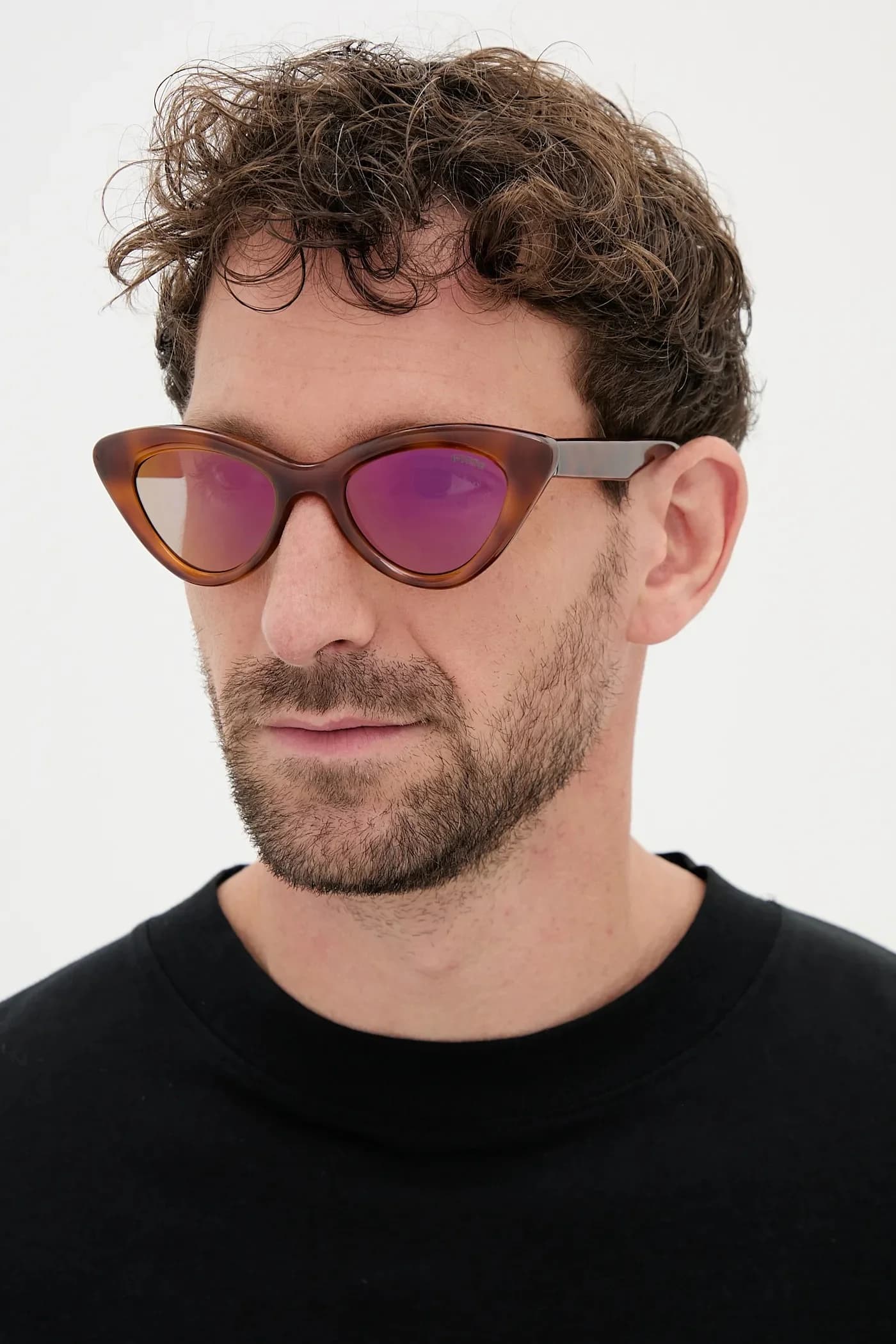 Солнцезащитные очки - фото 2