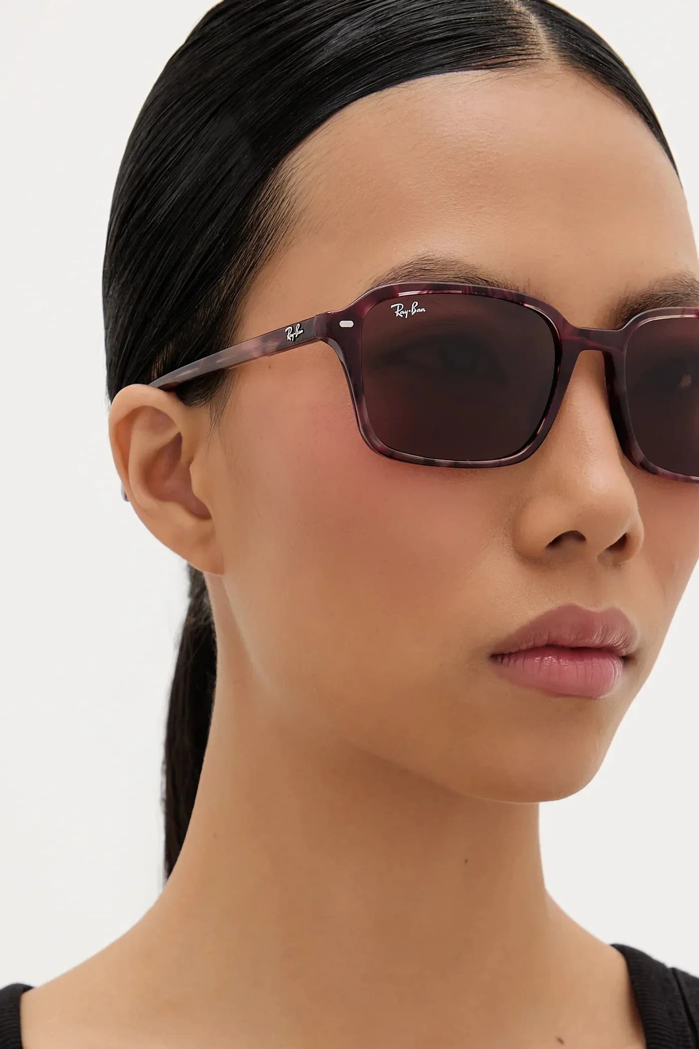 Солнцезащитные очки - фото 11