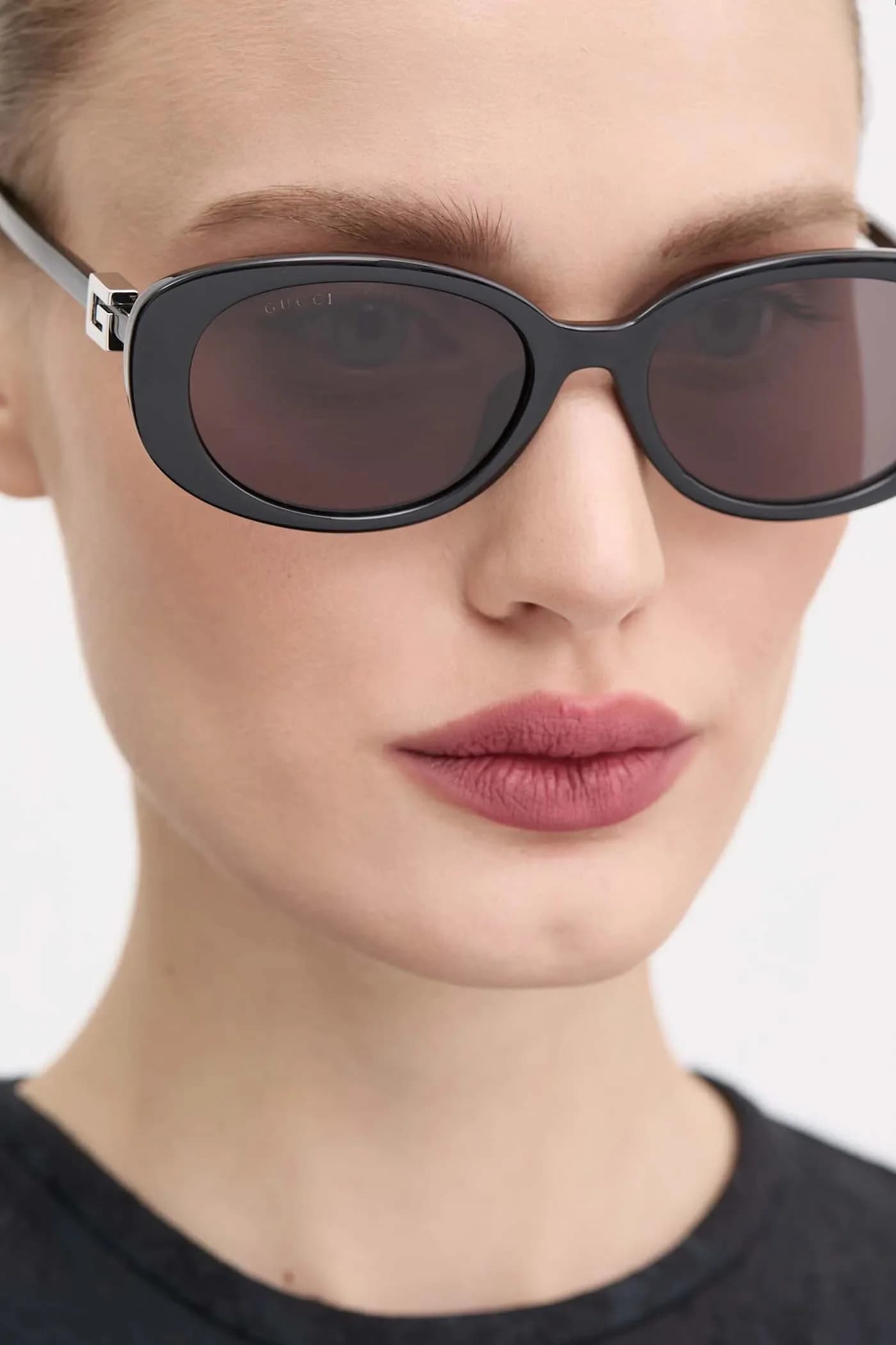 Солнцезащитные очки - фото 6