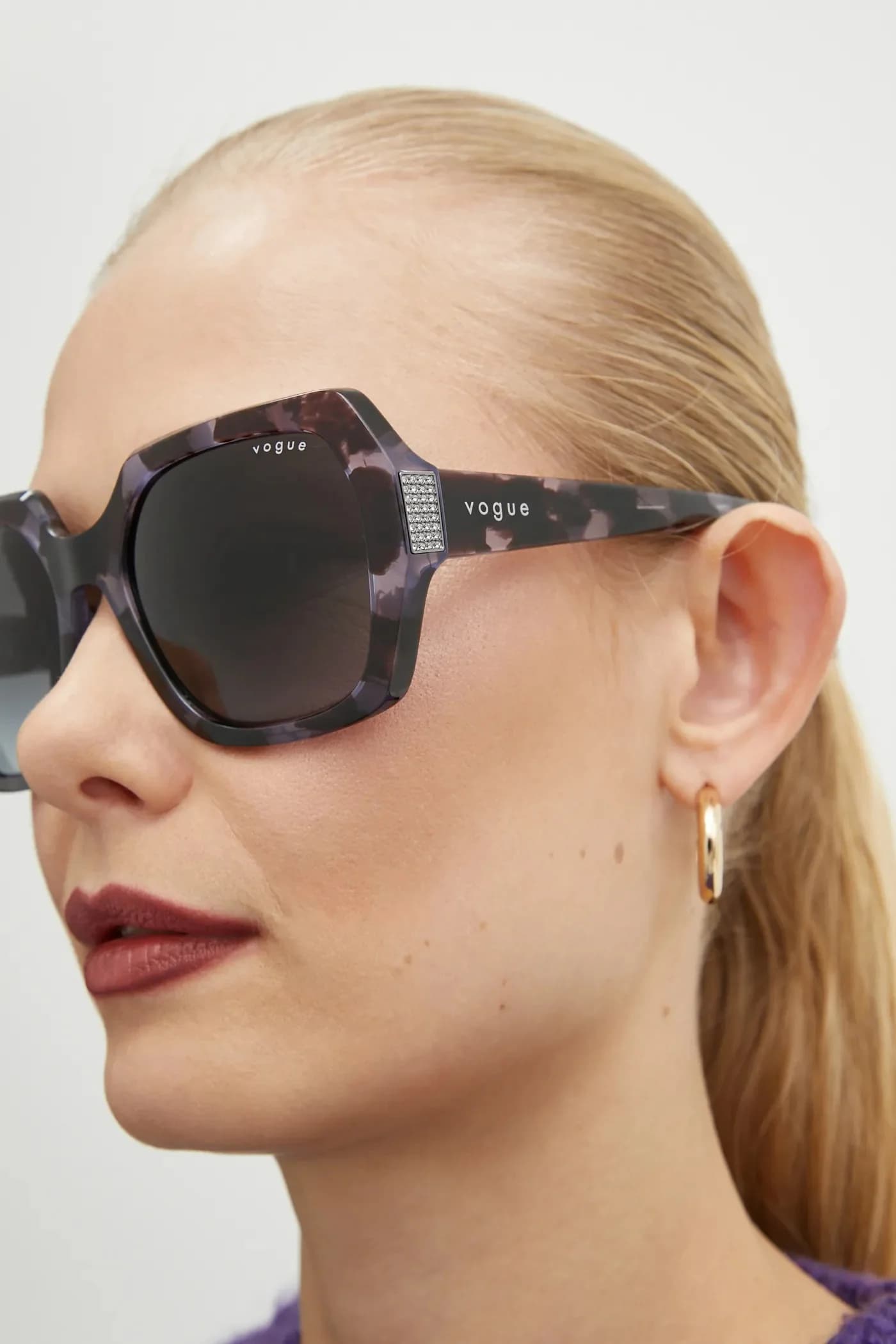 Солнцезащитные очки - фото 8