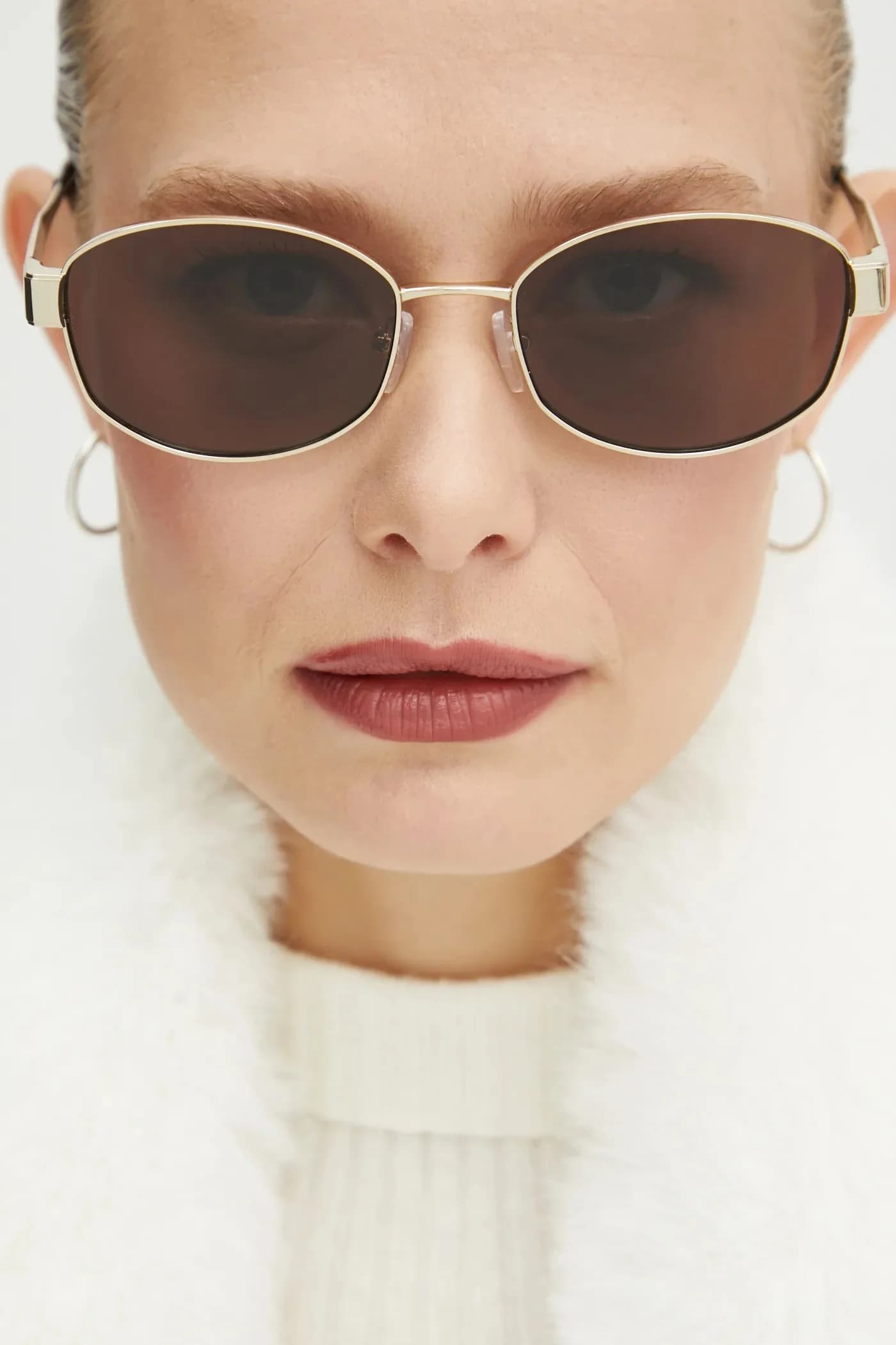 Солнцезащитные очки - фото 8