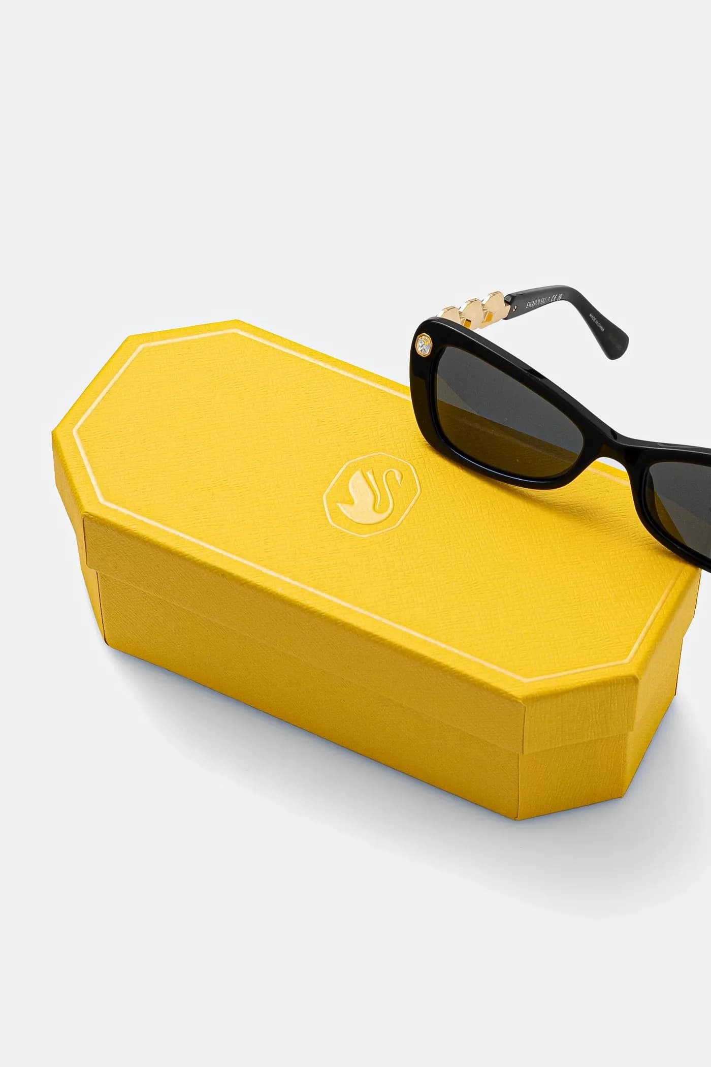 солнцезащитные очки MILLENIA - фото 4