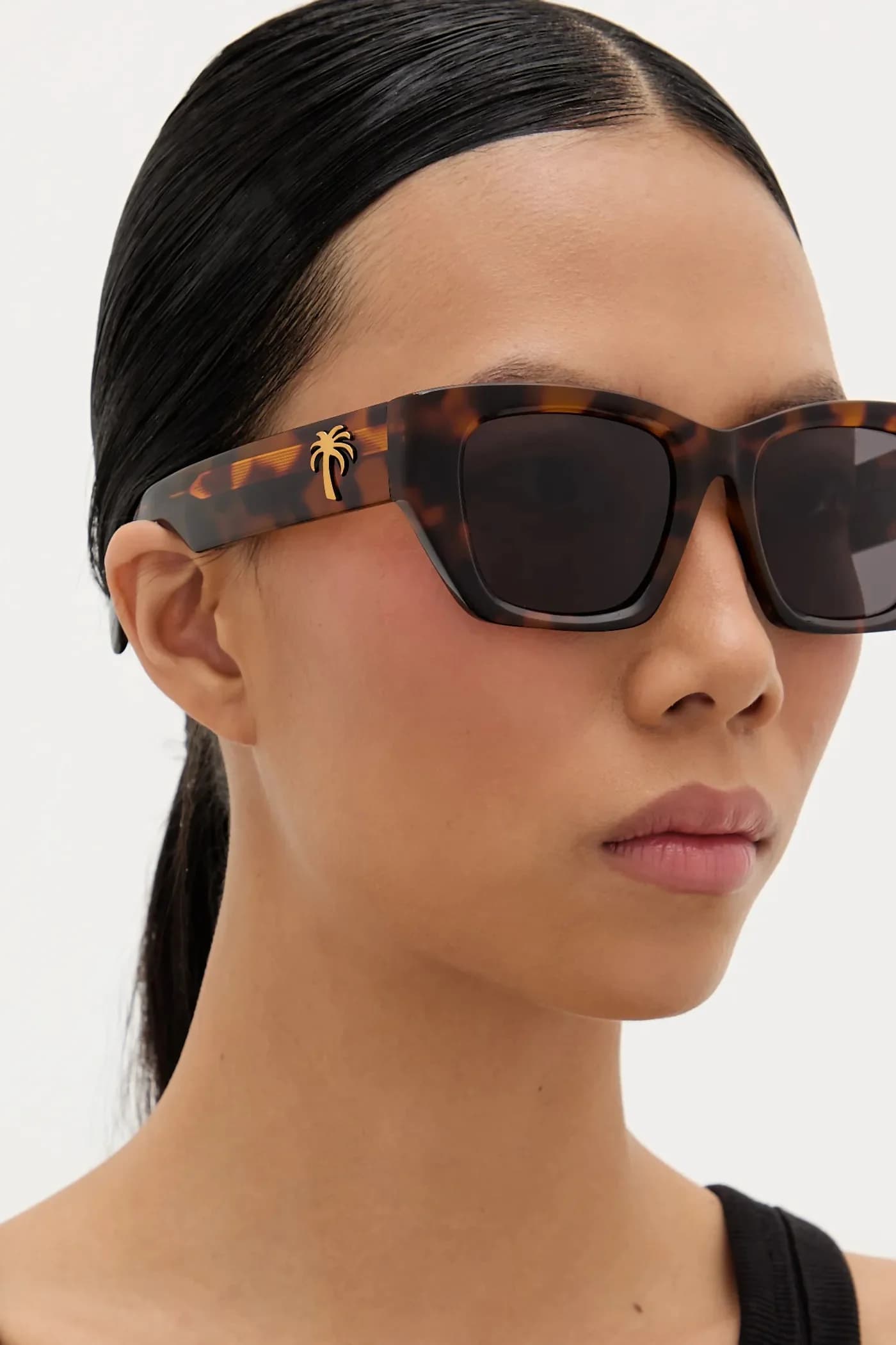 Солнцезащитные очки - фото 6