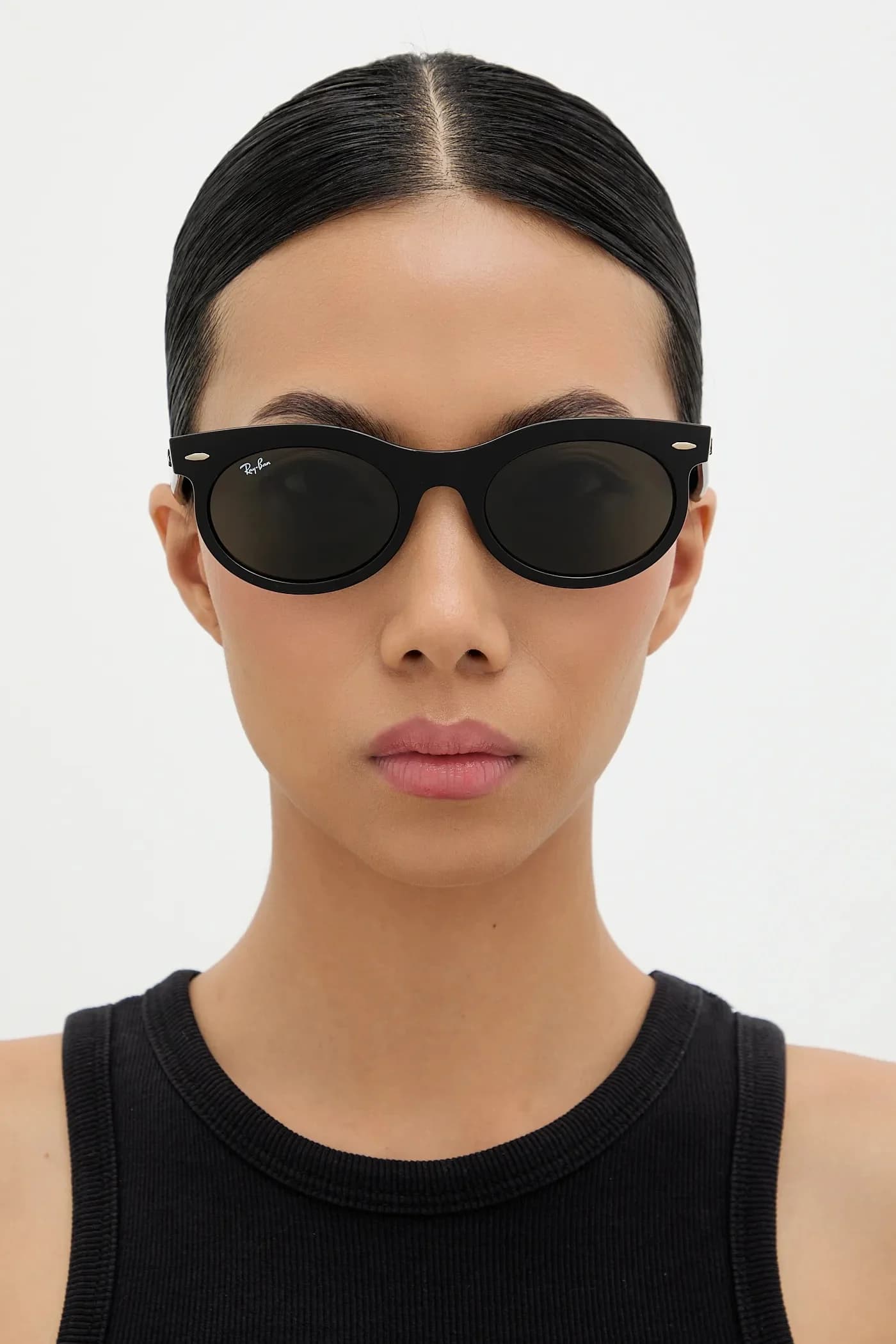 Солнцезащитные очки - фото 12