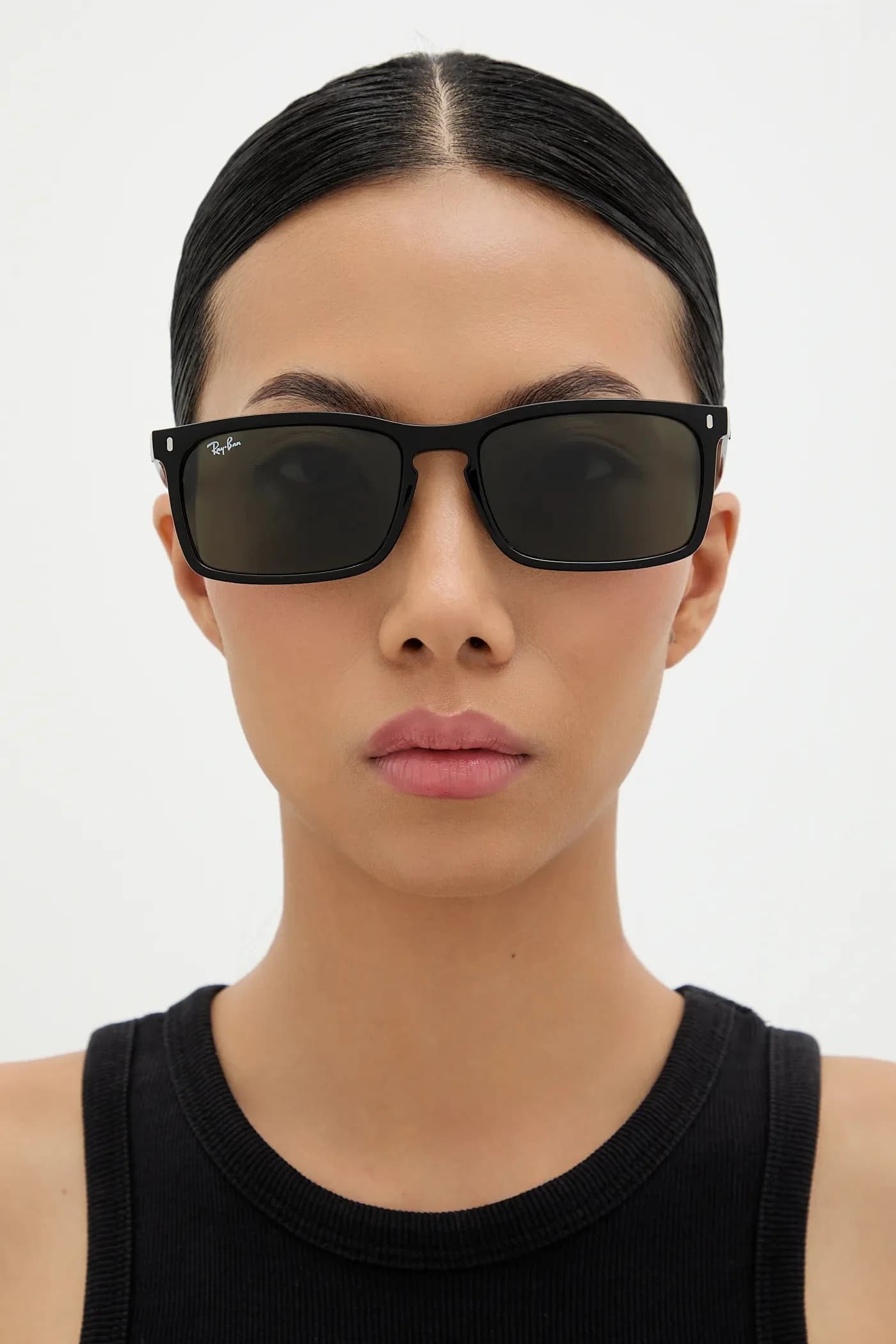 Солнцезащитные очки - фото 11