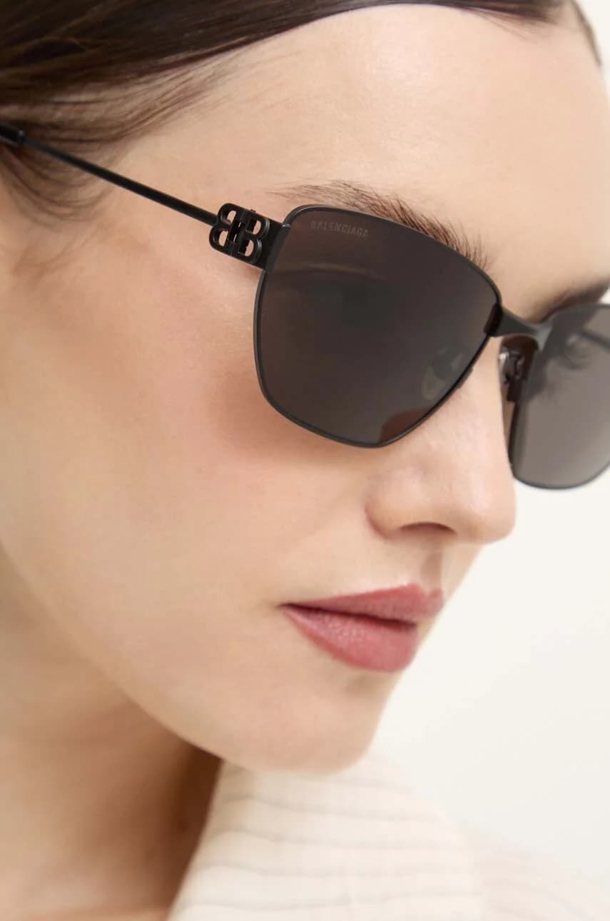 Солнцезащитные очки - фото 9