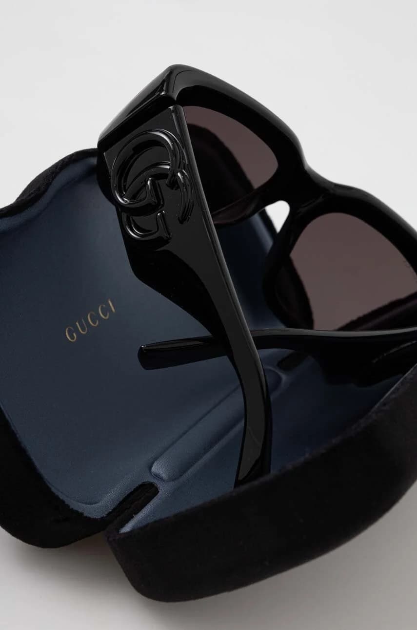 Солнцезащитные очки - фото 4