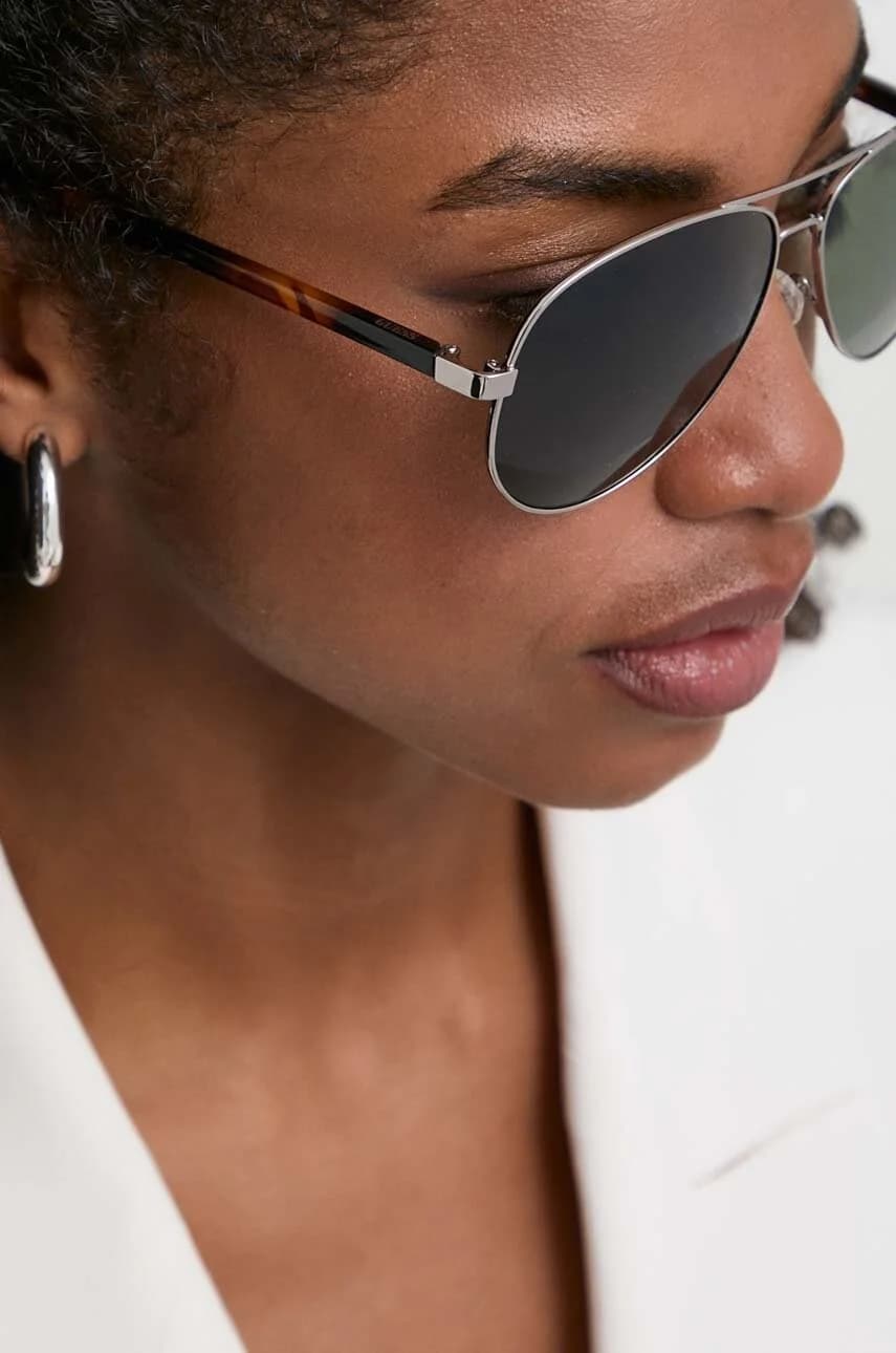 Солнцезащитные очки - фото 4