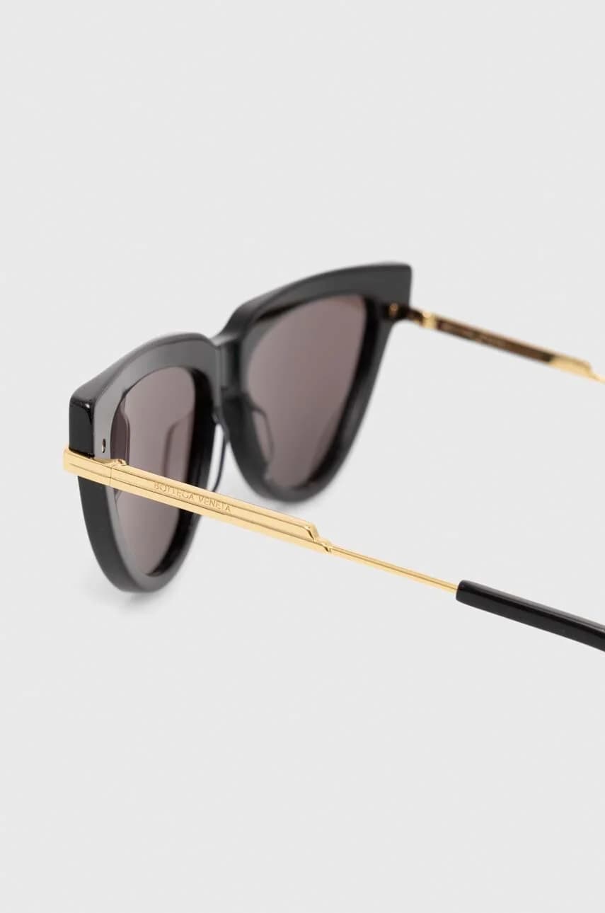 Солнцезащитные очки - фото 4