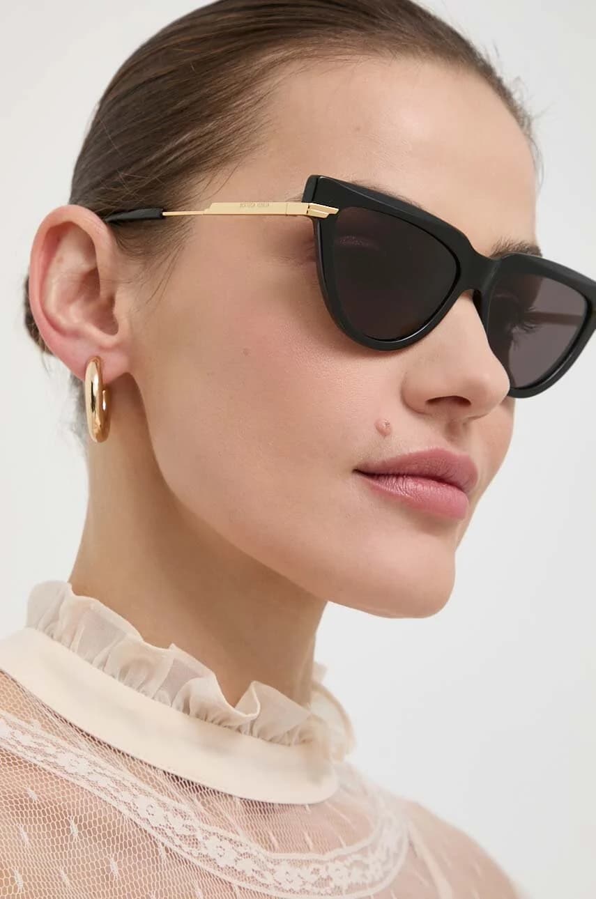 Солнцезащитные очки - фото 7