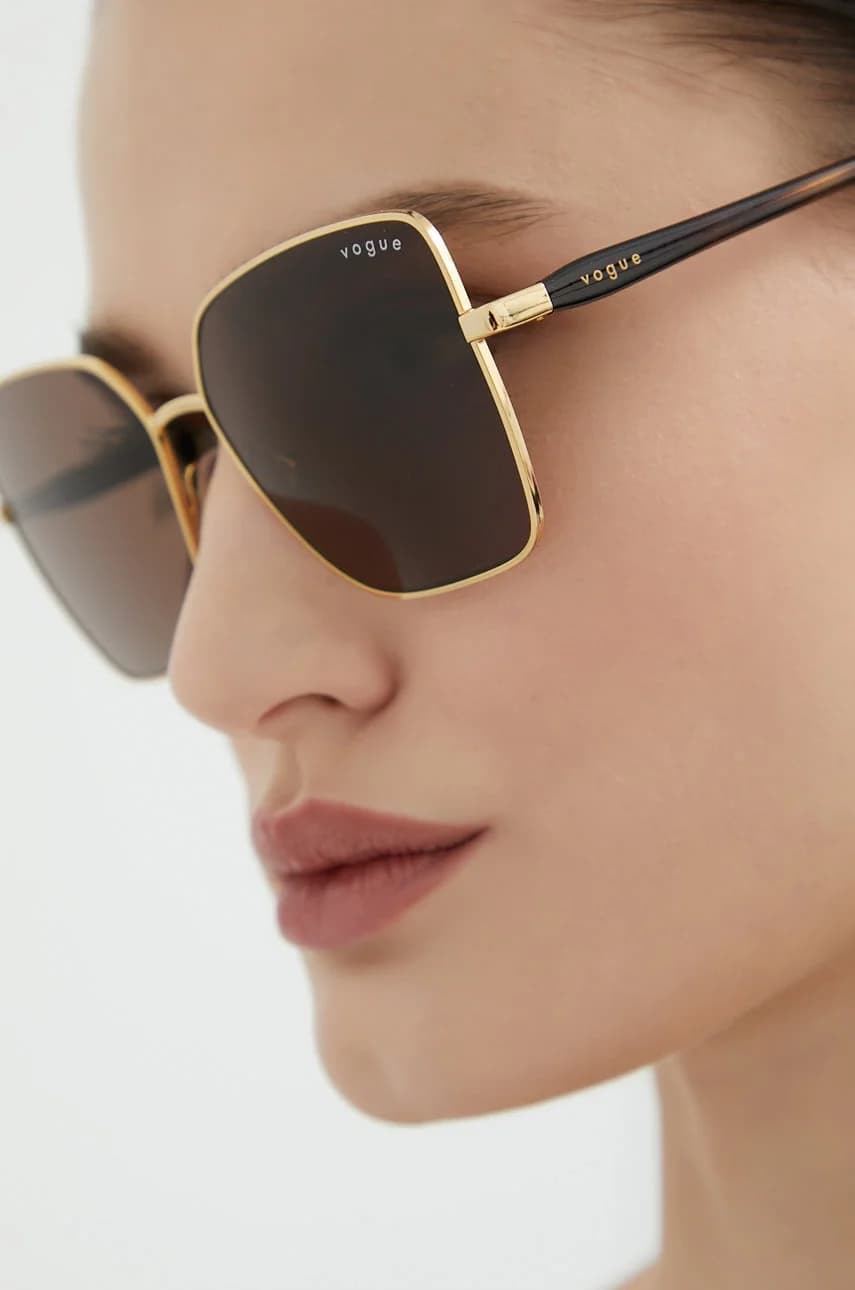 Солнцезащитные очки - фото 8