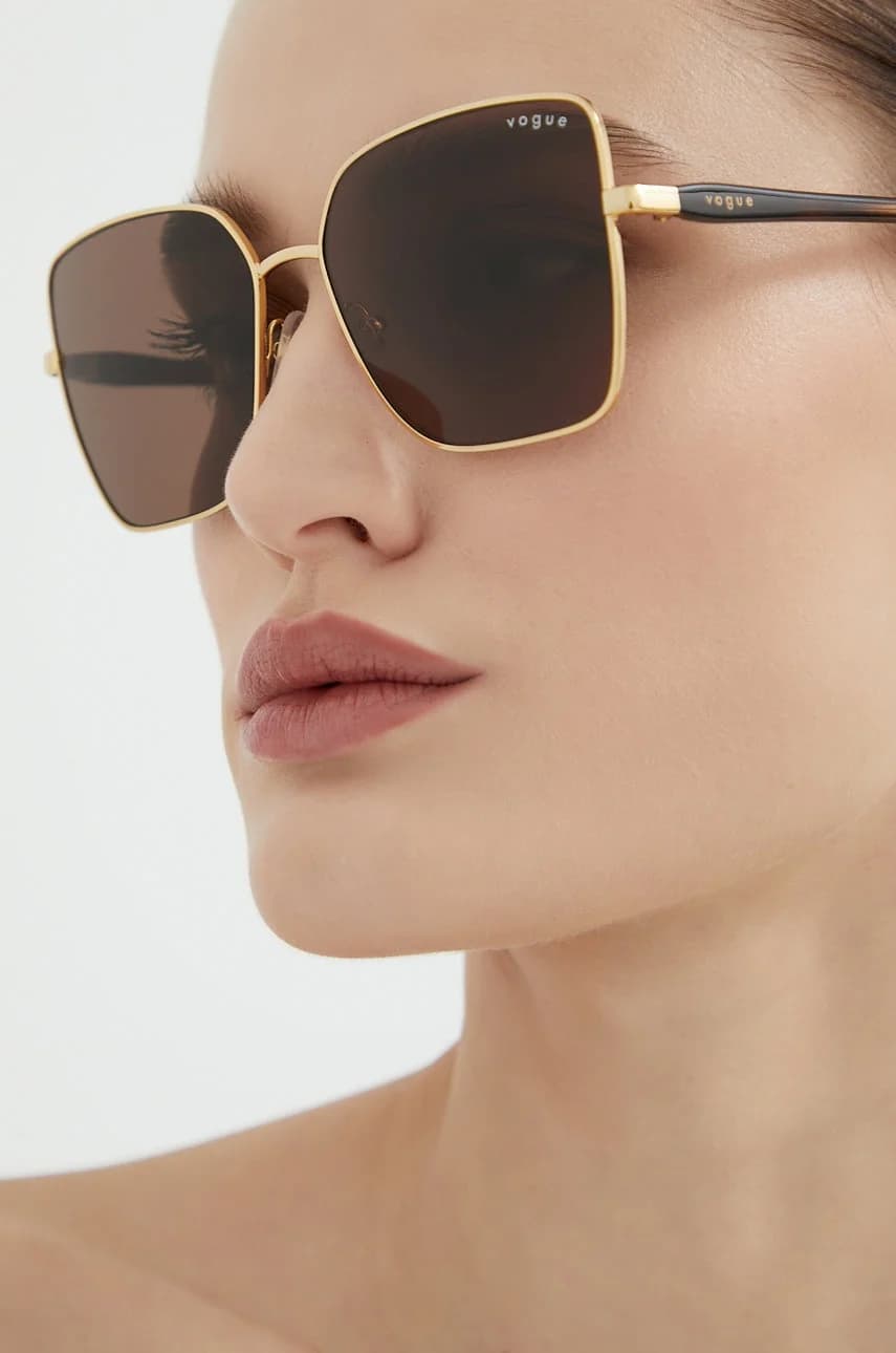 Солнцезащитные очки - фото 9