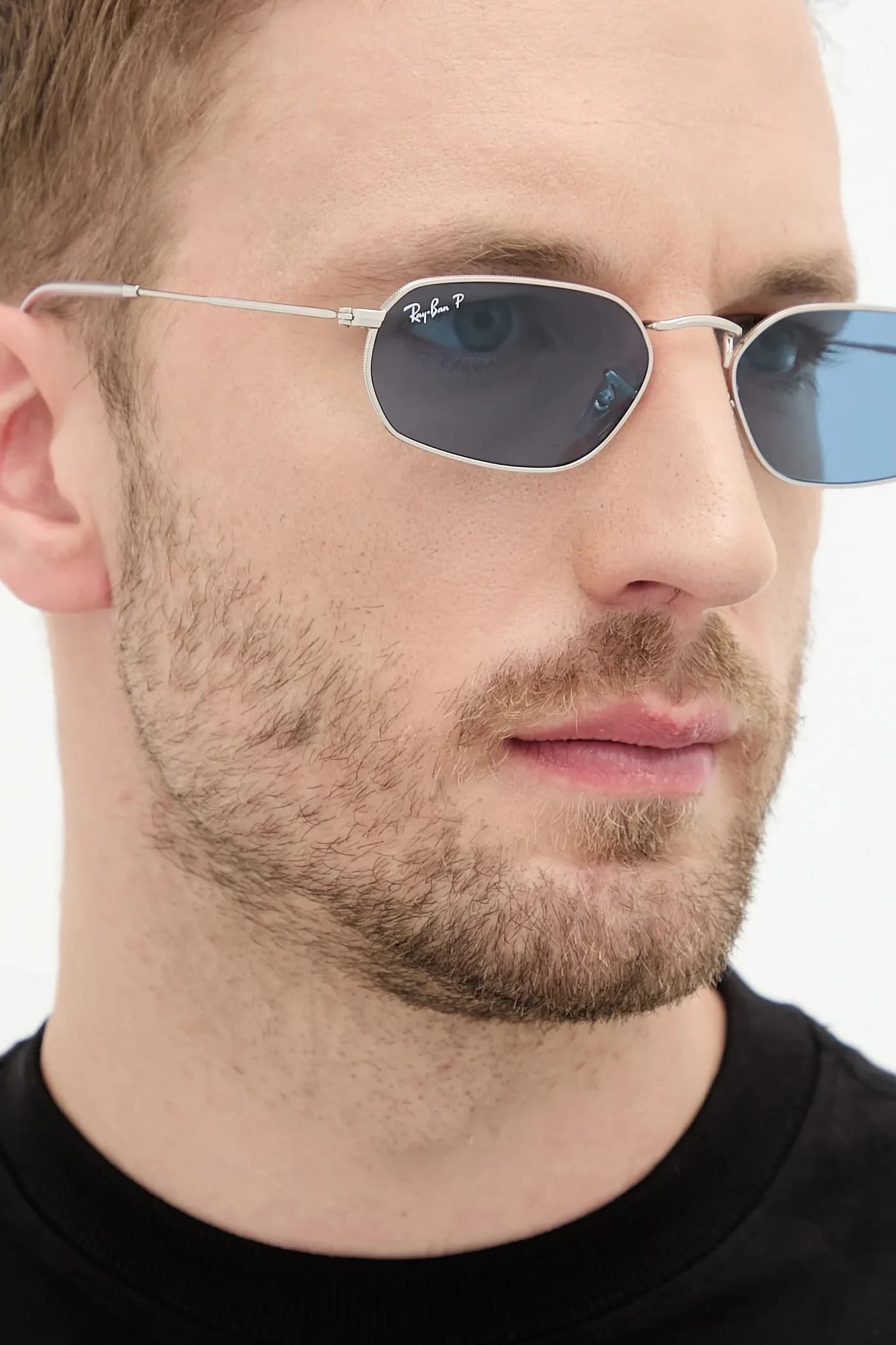 Солнцезащитные очки - фото 9